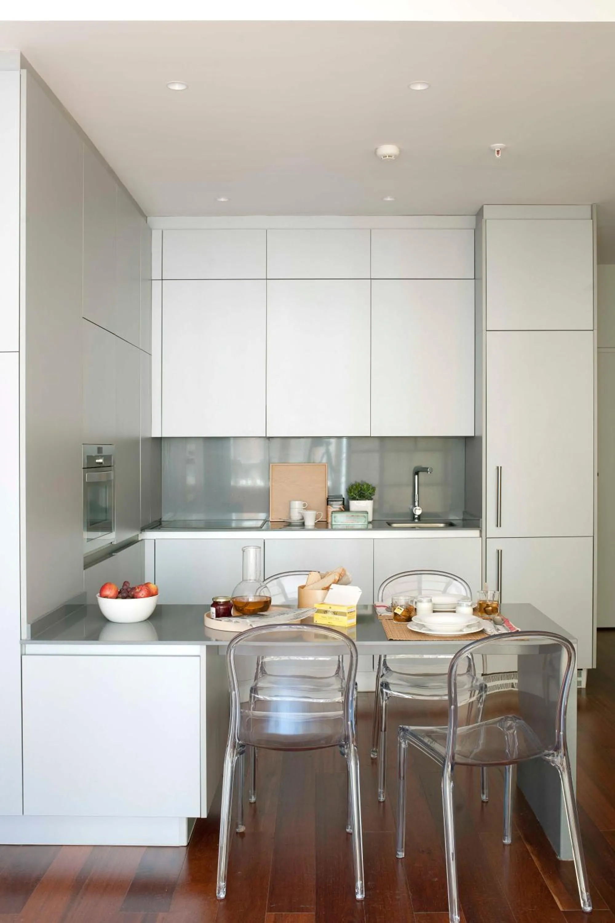 Kitchen or kitchenette in Eric Vökel Boutique Apartments - Madrid Suites