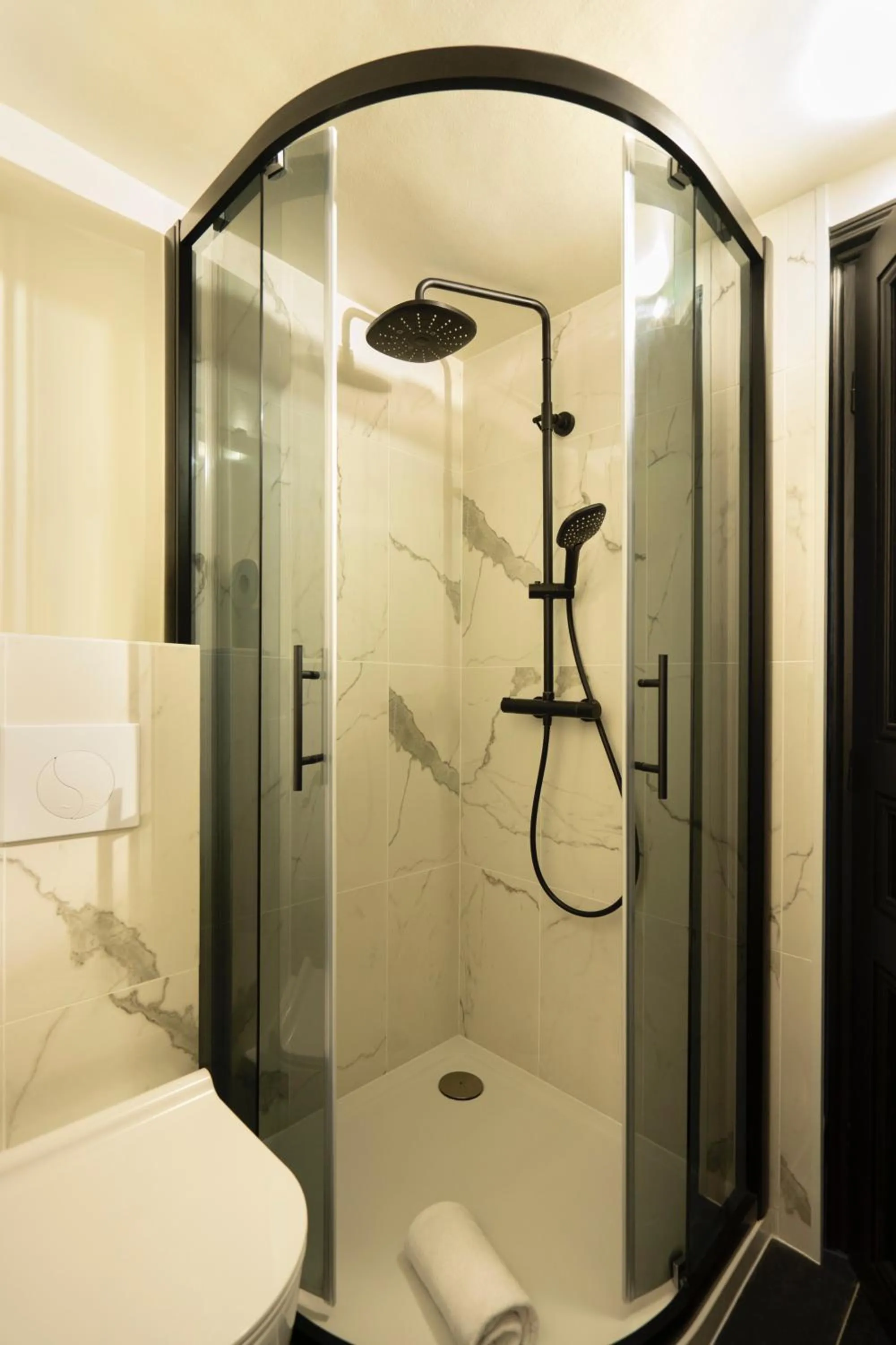 Mithouard Apartments