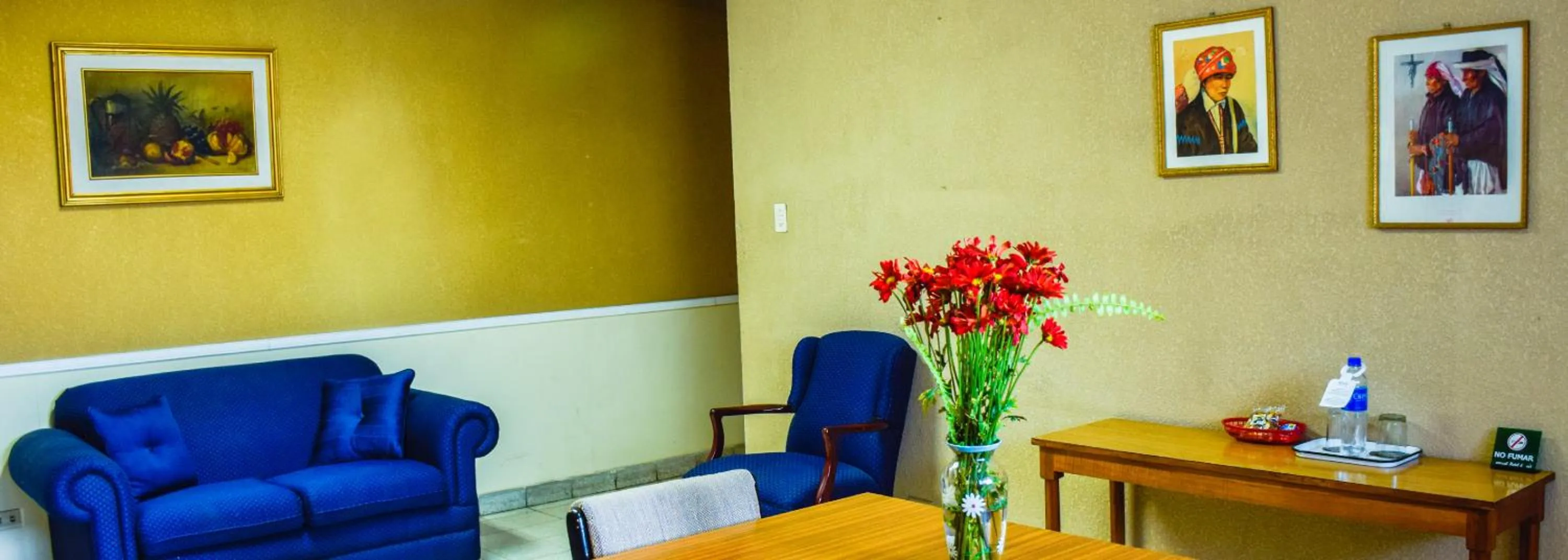 Living room in Eco Hotel Mariscal