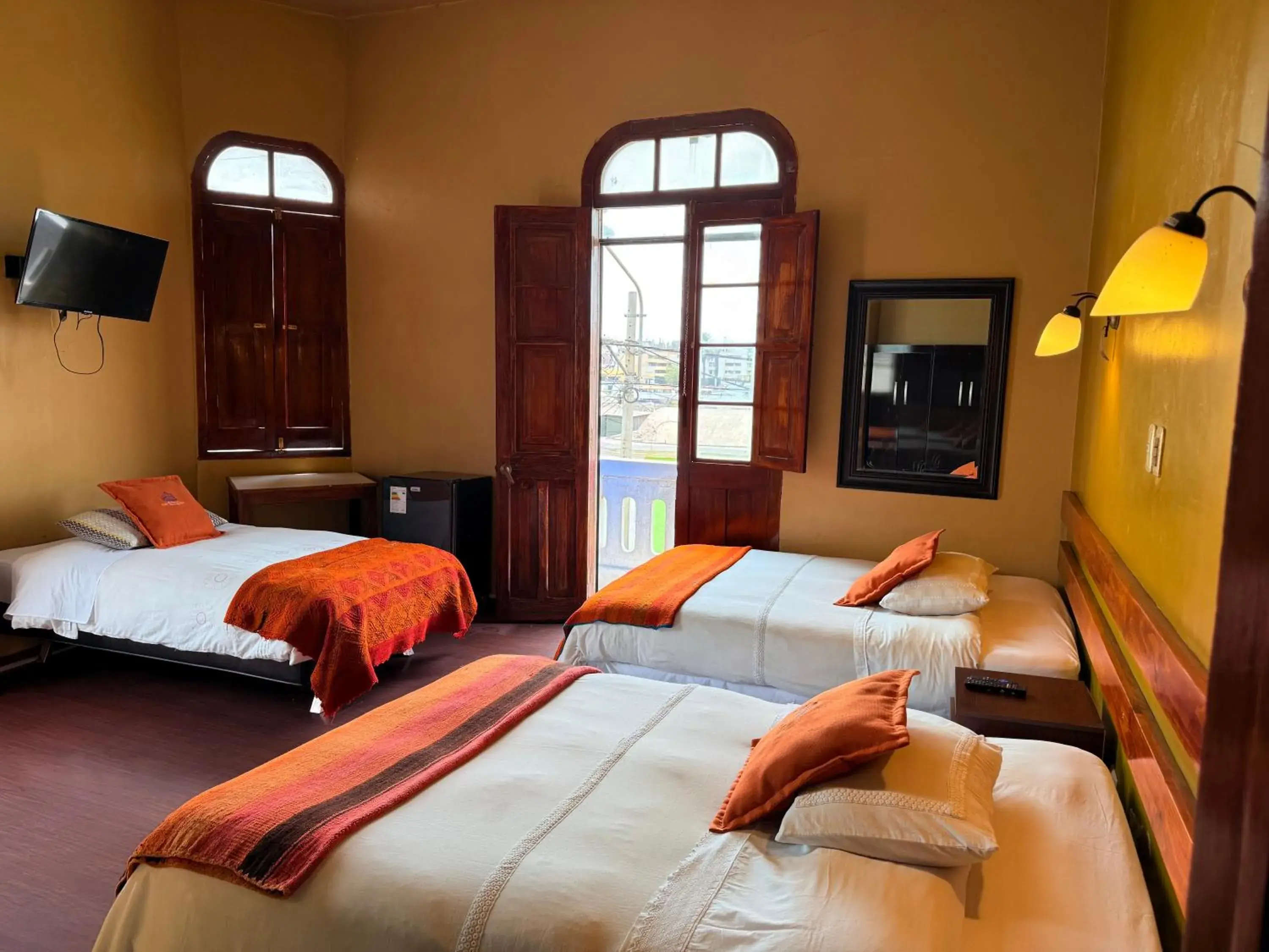 Triple Room in La Casona de Palacio Viejo Triple Room in La Casona de Palacio Viejo