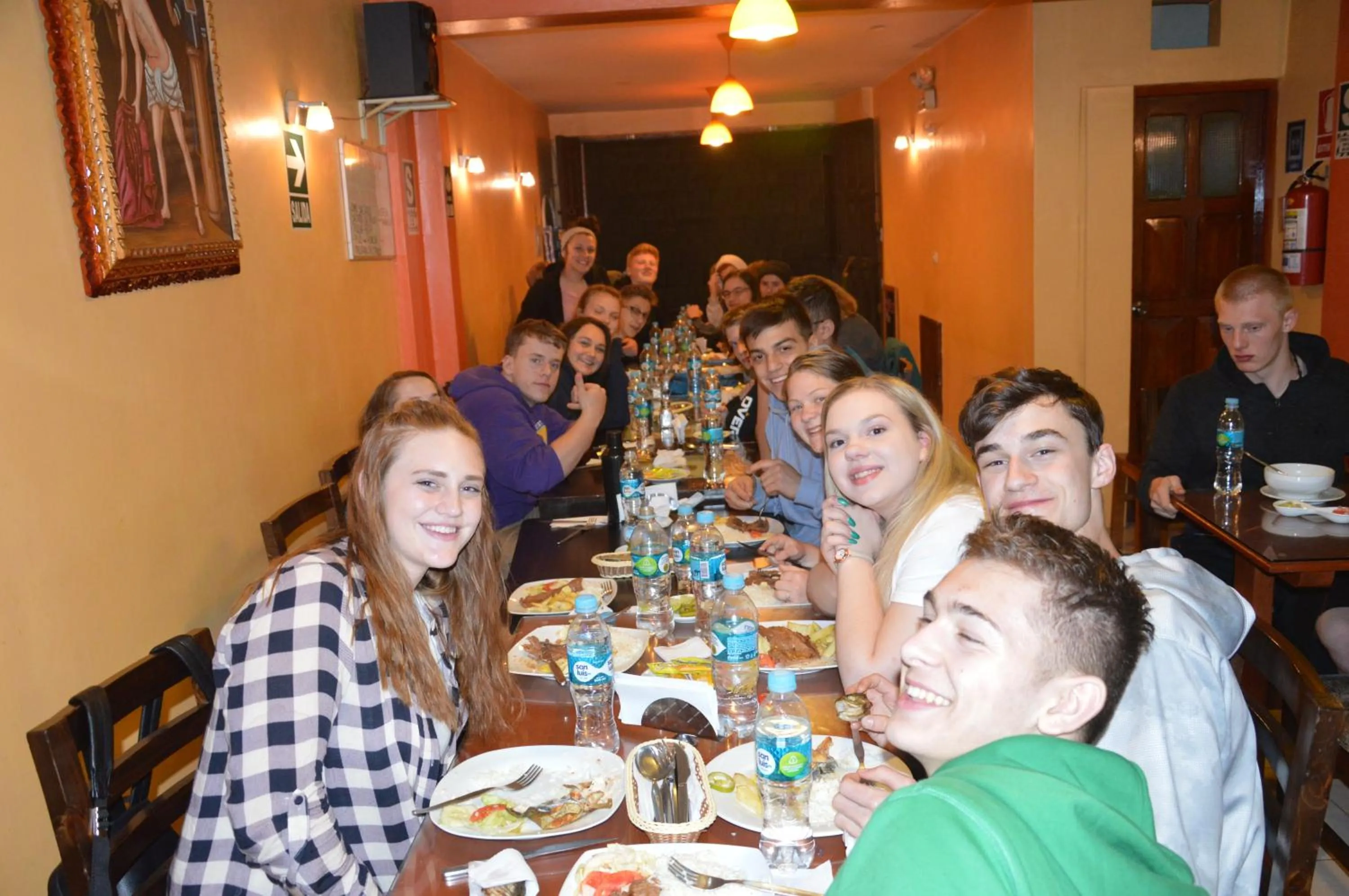 Restaurant/places to eat in Hostal Wasichay