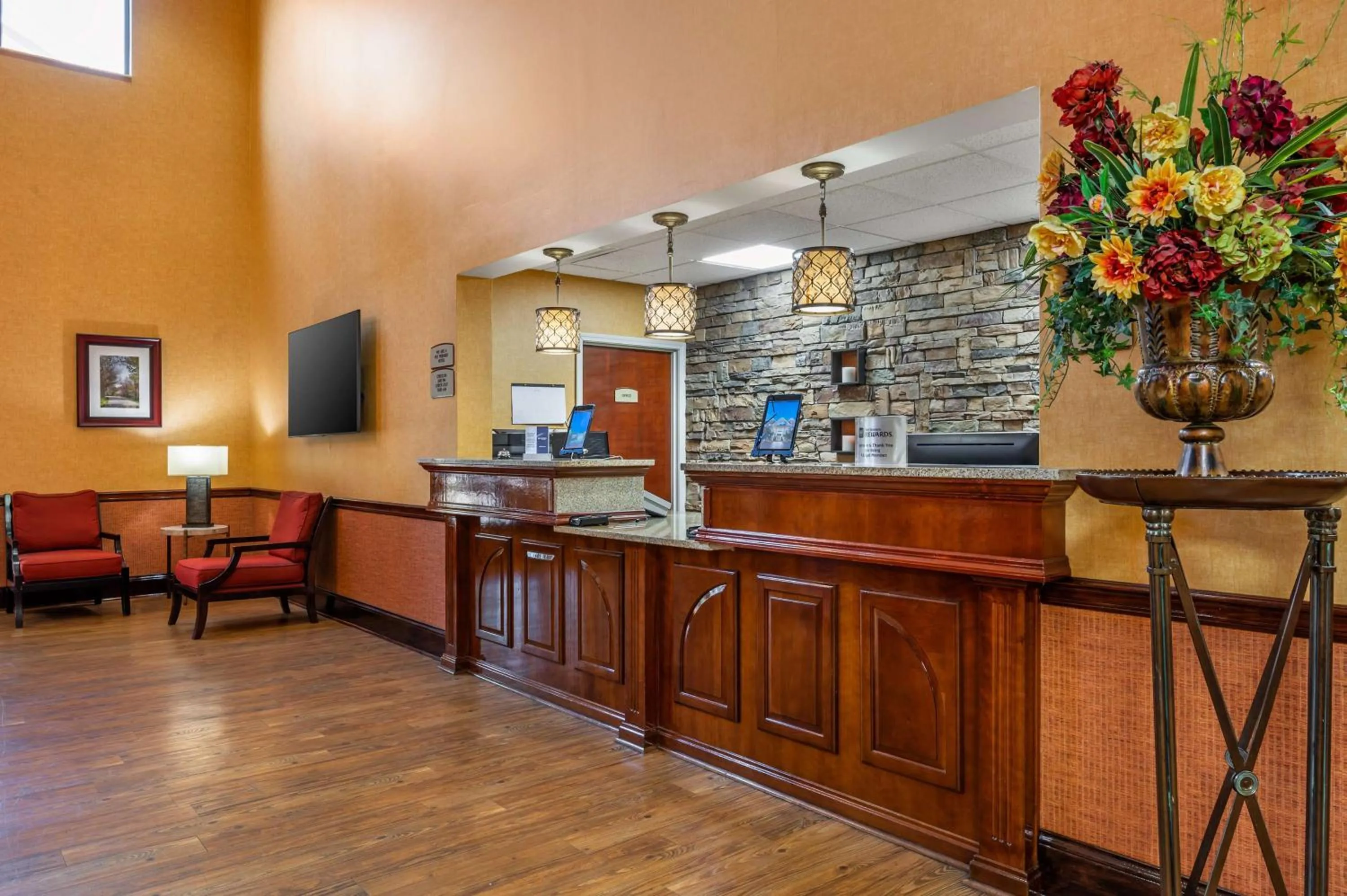 Lobby or reception in Best Western Plus Georgetown Corporate Center Hotel