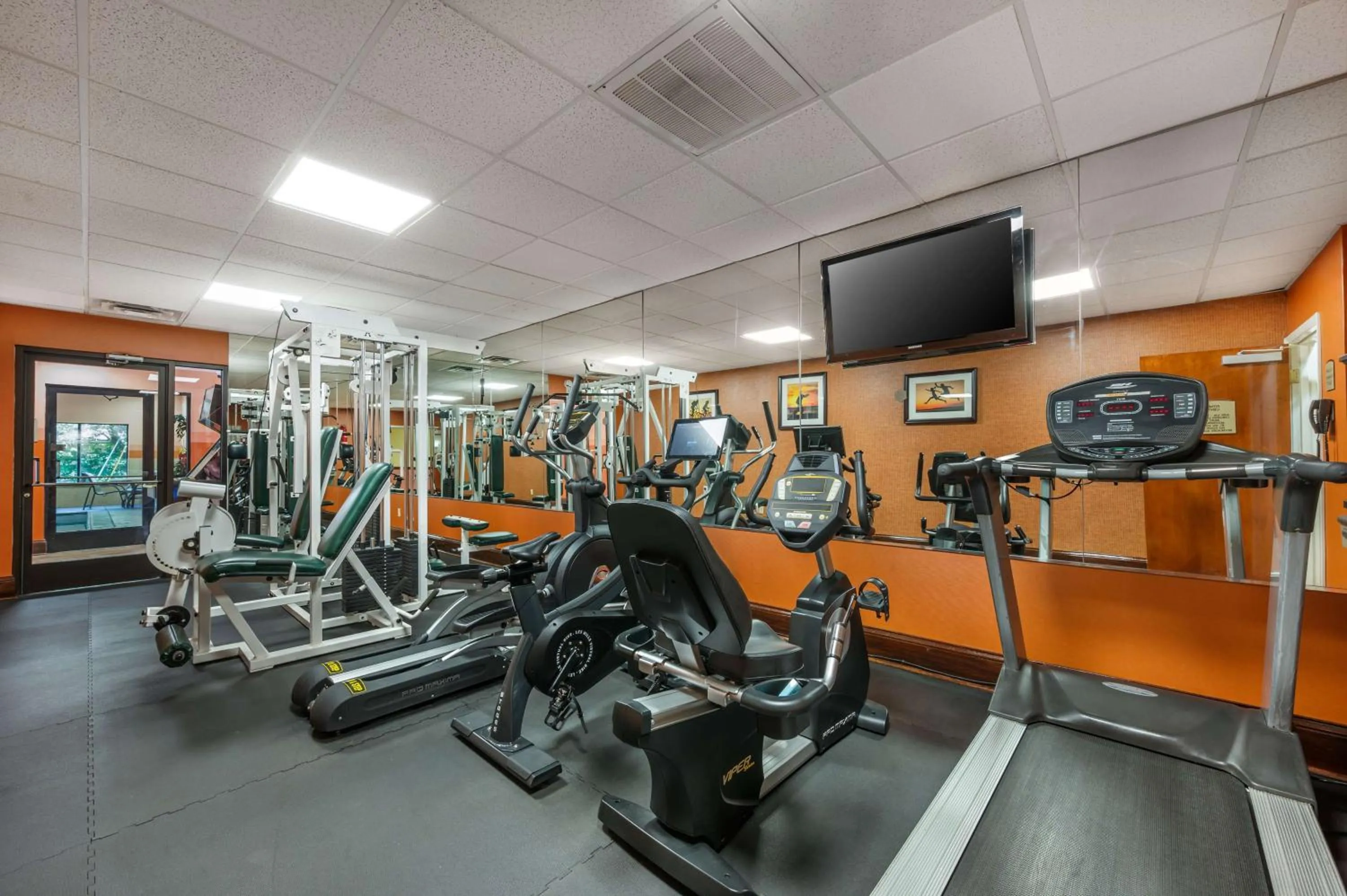 Fitness centre/facilities in Best Western Plus Georgetown Corporate Center Hotel