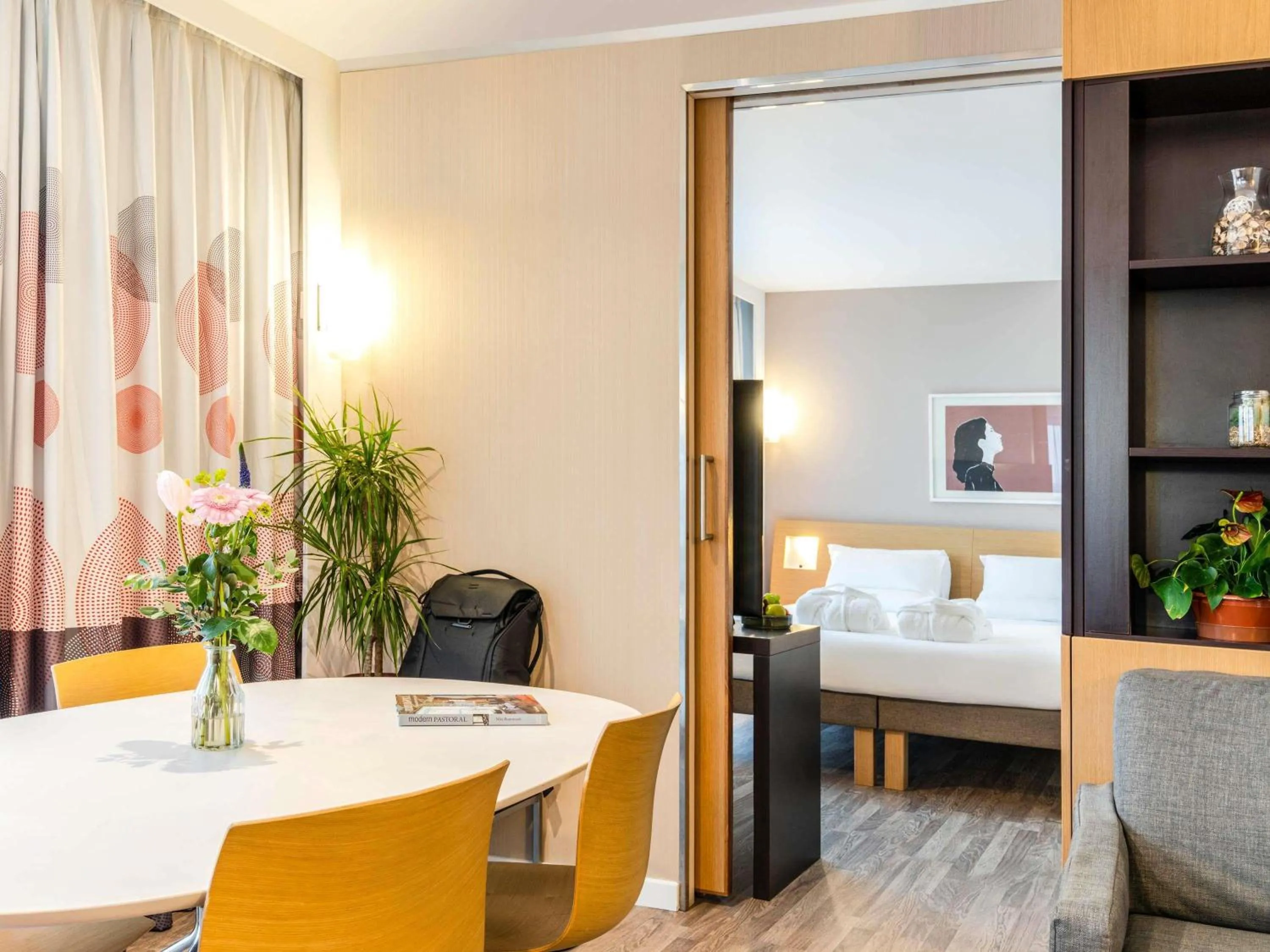 Bedroom, Bed in Novotel Edinburgh Park