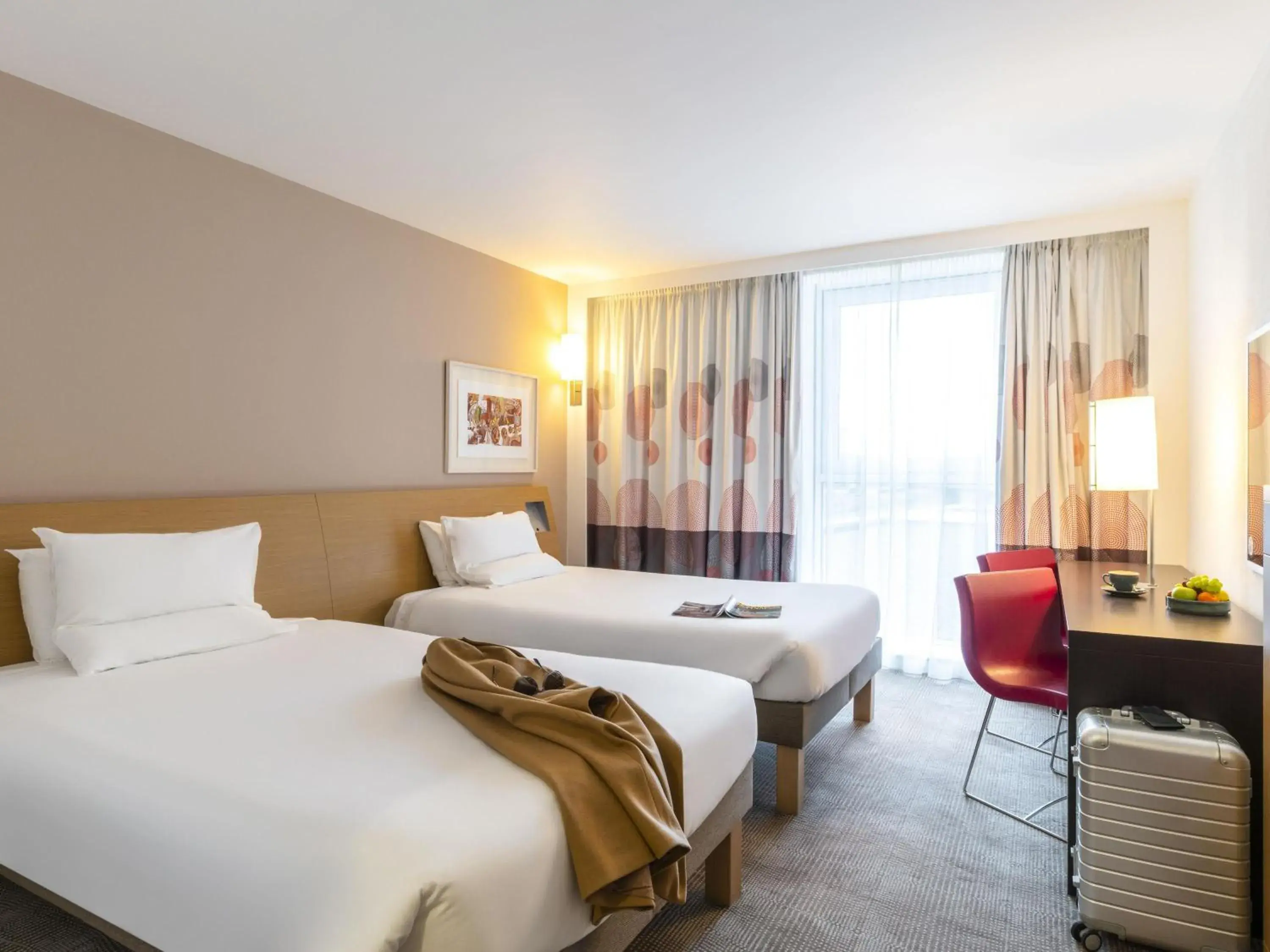 Superior Twin Room in Novotel Edinburgh Park Superior Twin Room in Novotel Edinburgh Park