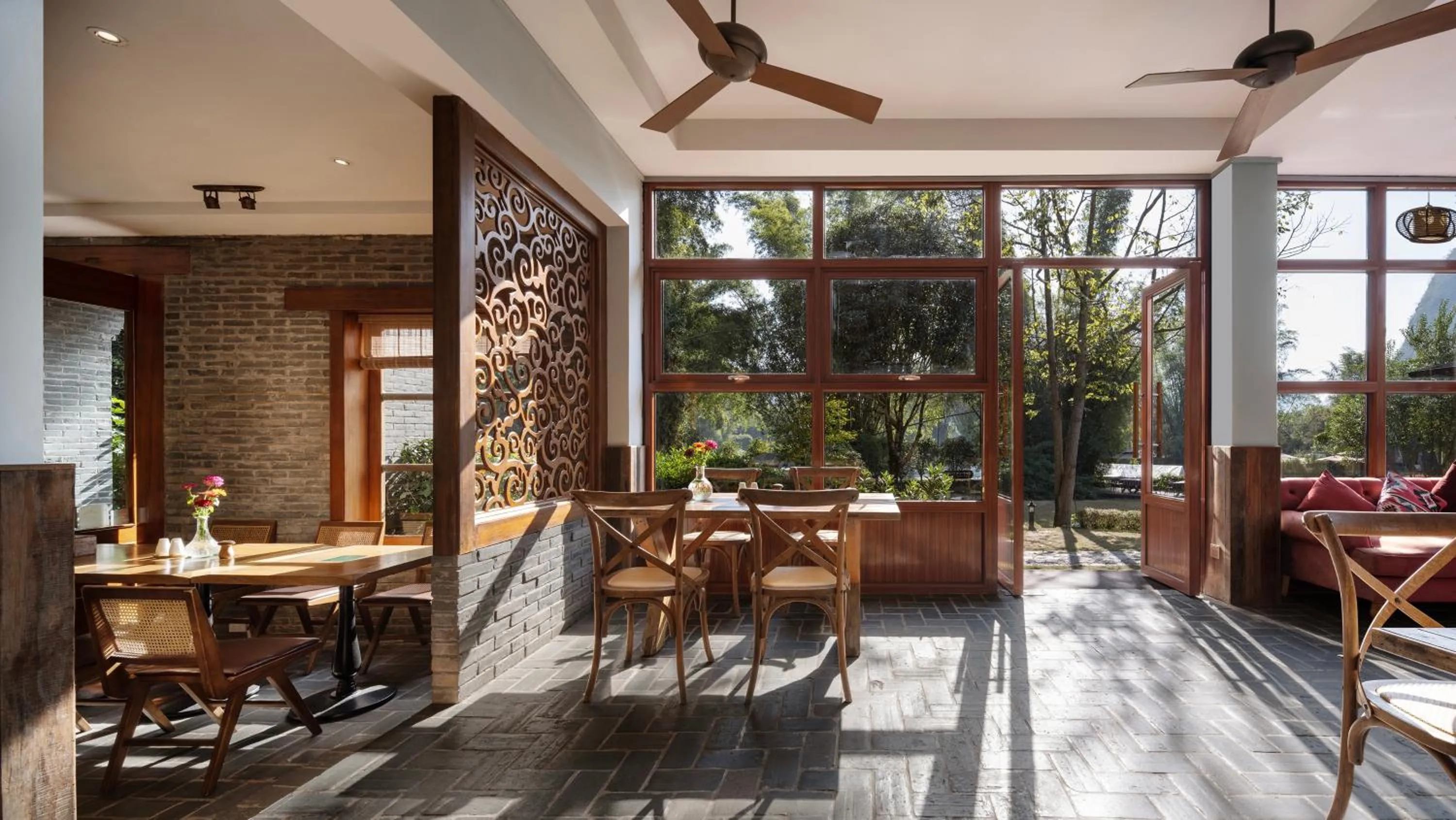 Lounge or bar in Moondance Boutique Resort