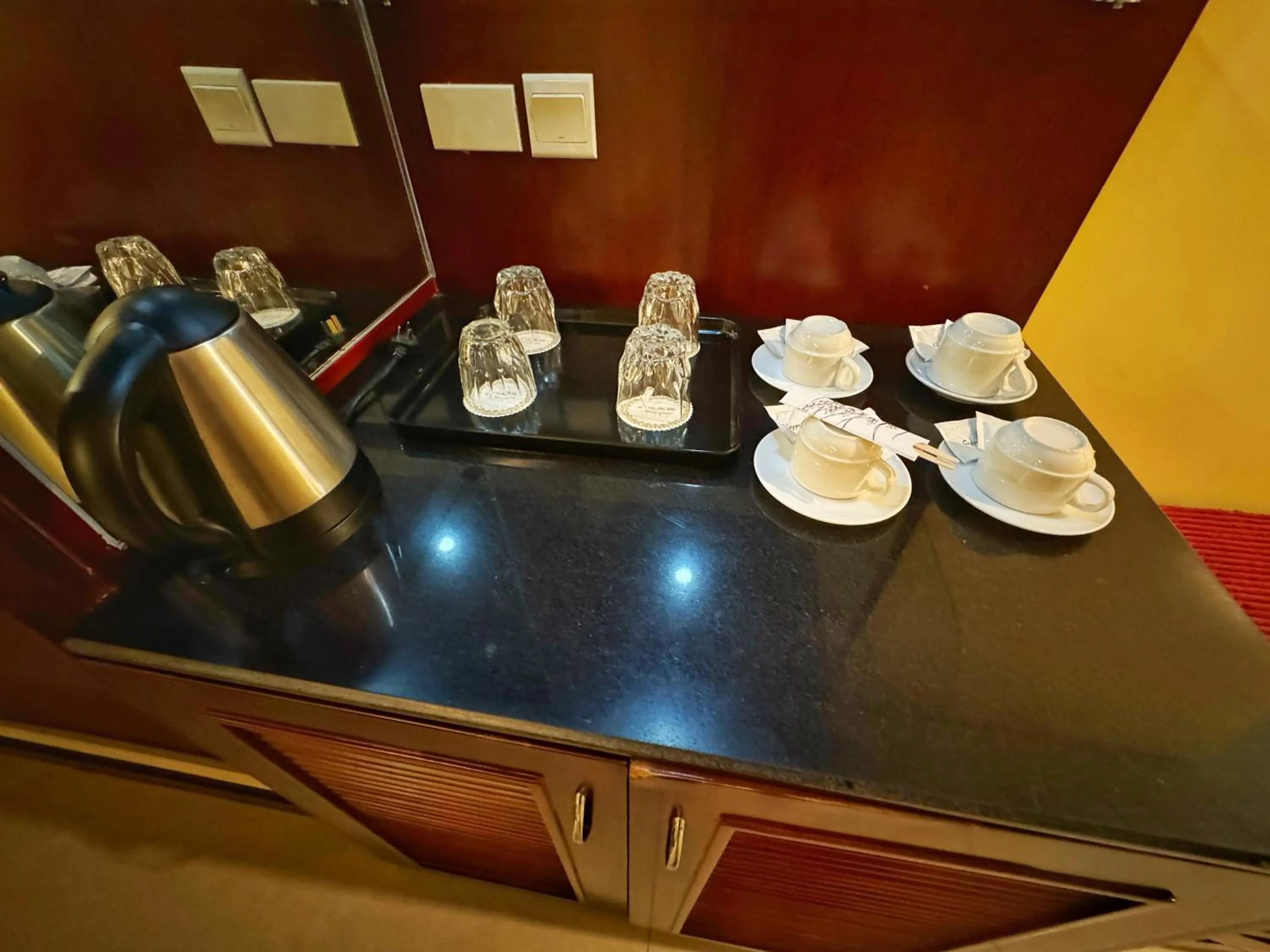Coffee/tea facilities in Golden Phoenix Hotel Boracay
