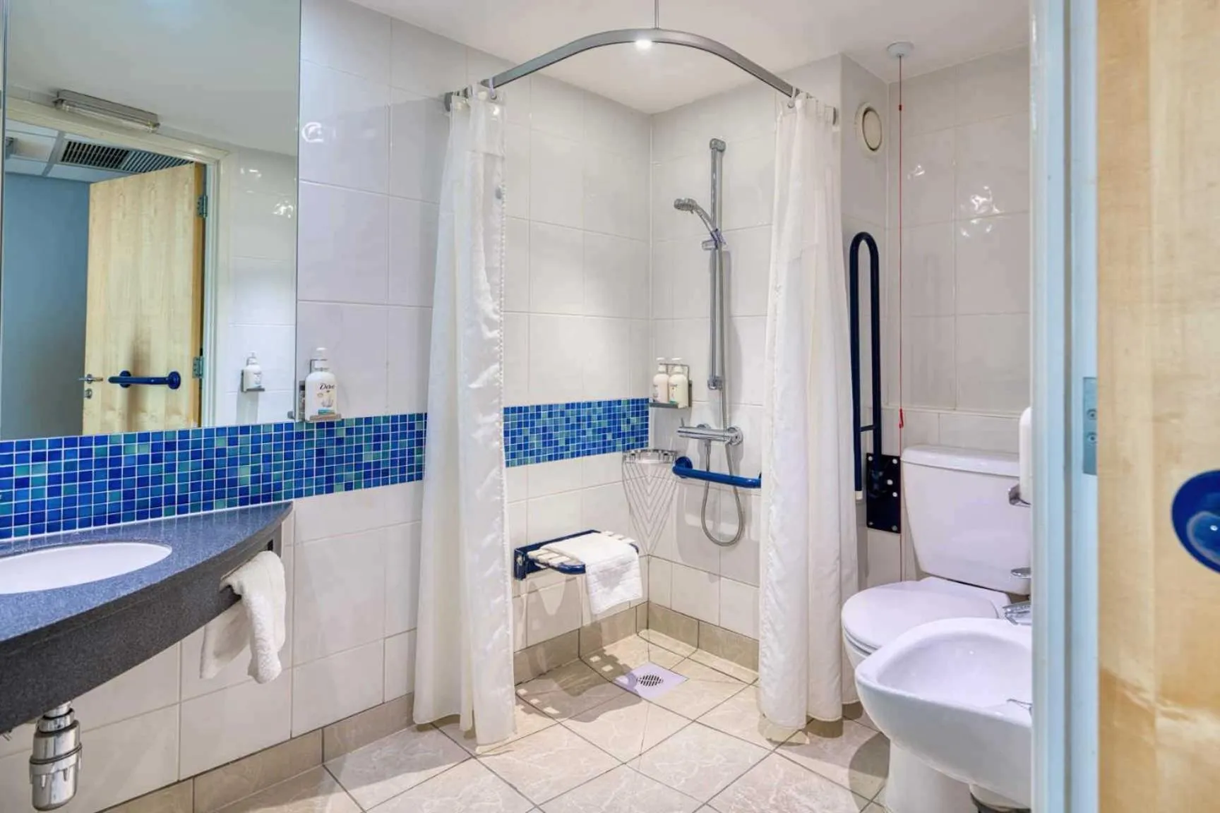 Bathroom in Holiday Inn Express Hull City Centre by IHG