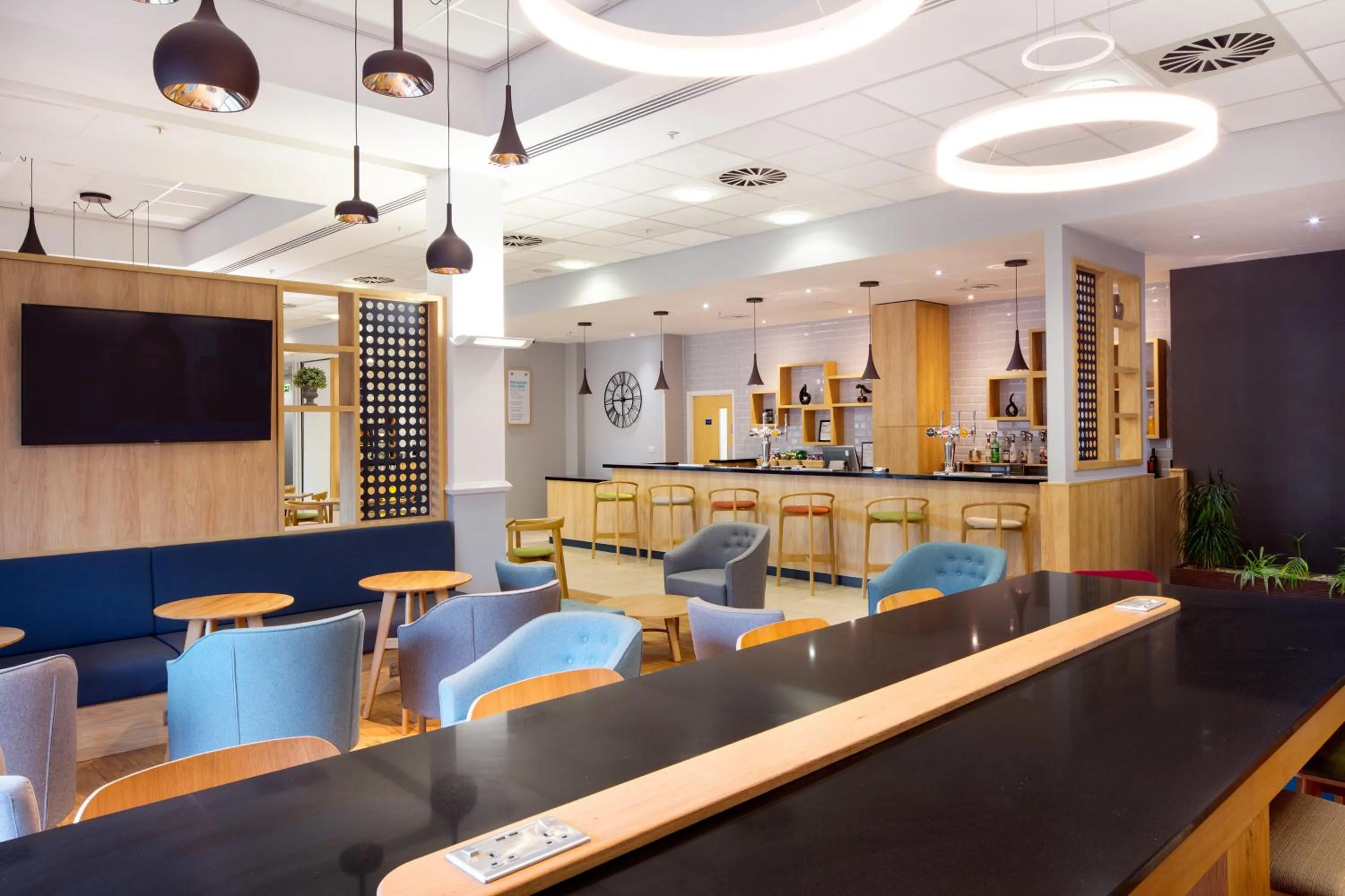 Property building in Holiday Inn Express Hull City Centre by IHG