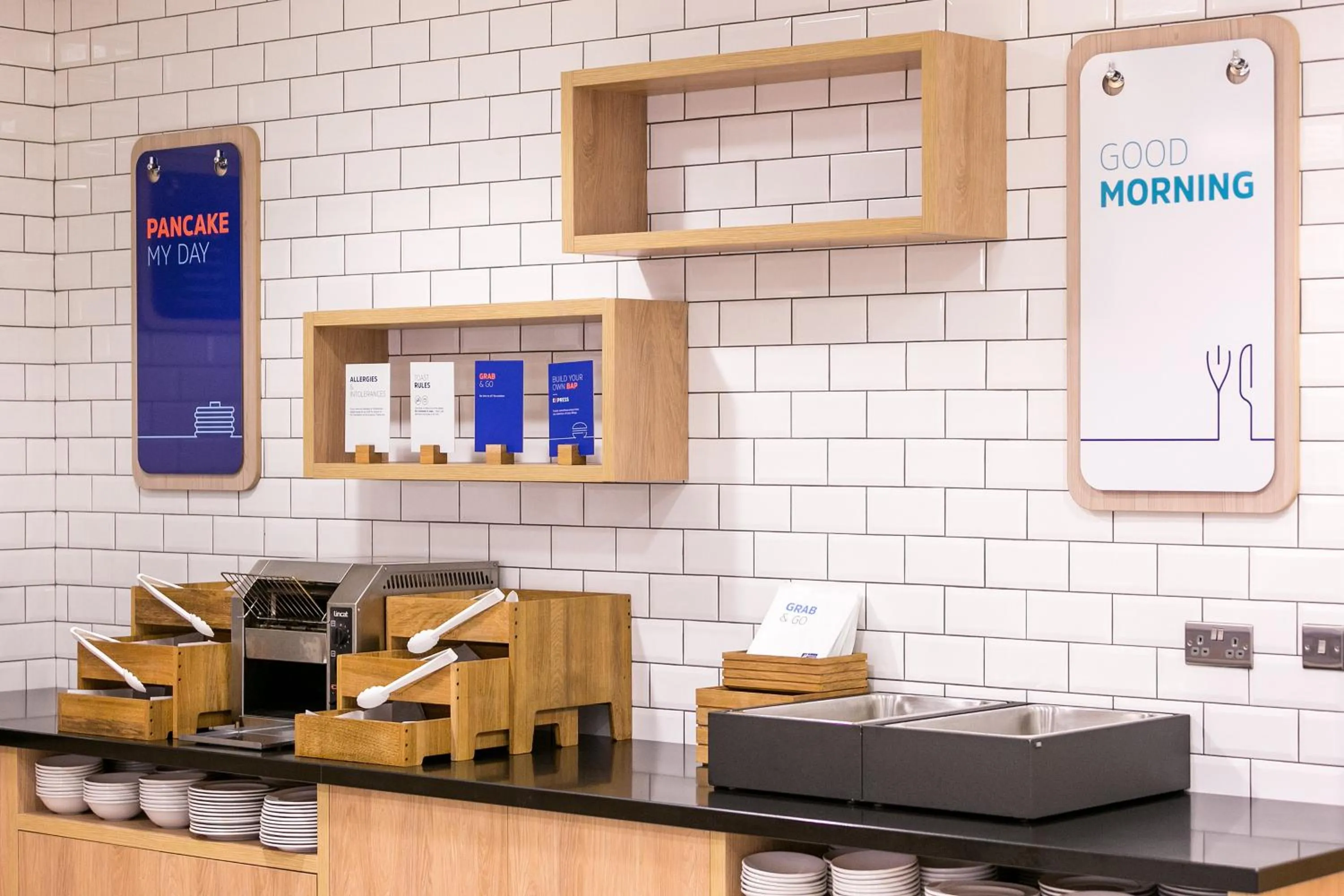 Breakfast in Holiday Inn Express Hull City Centre by IHG