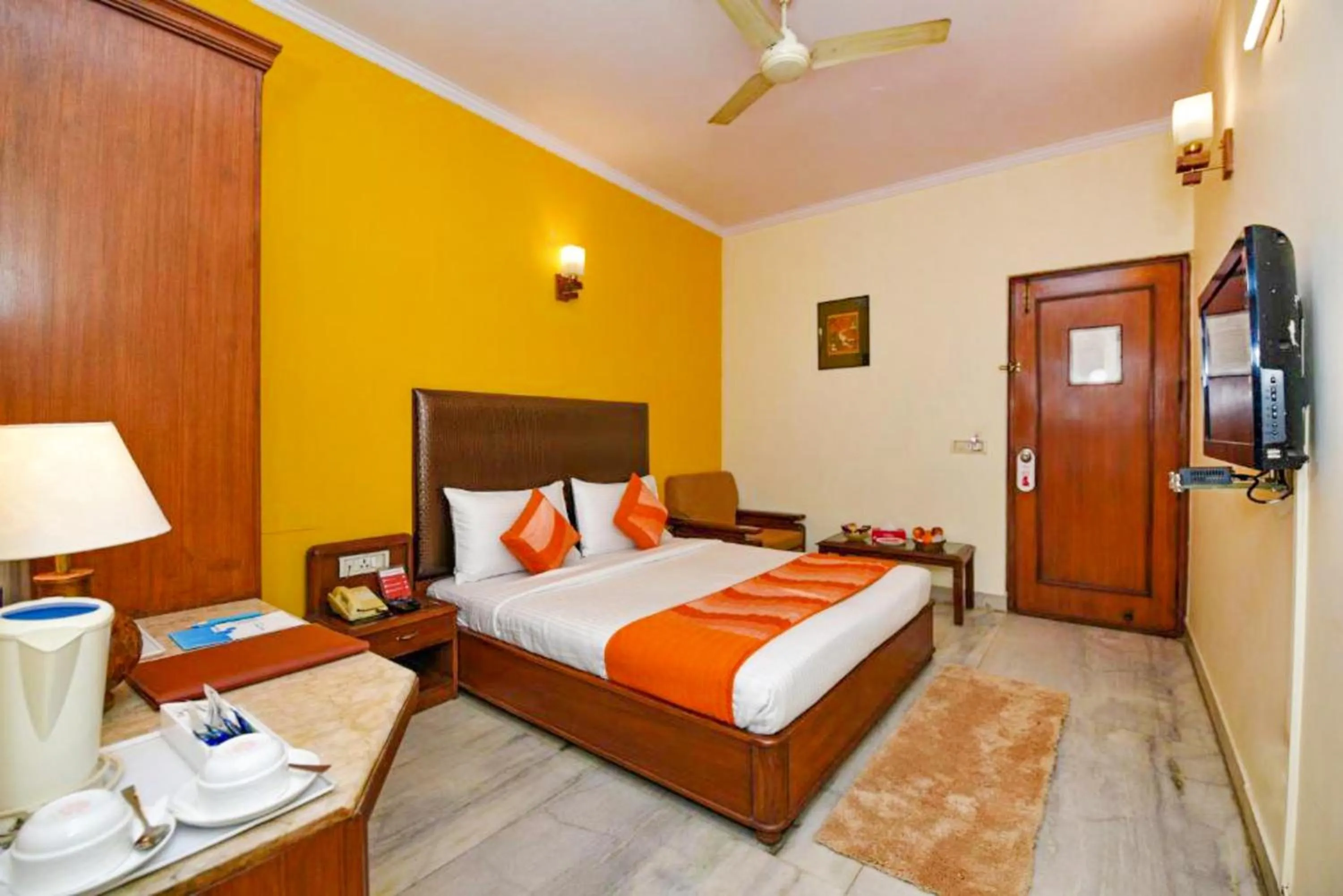 Bedroom, Bed in The Beaufort Inn