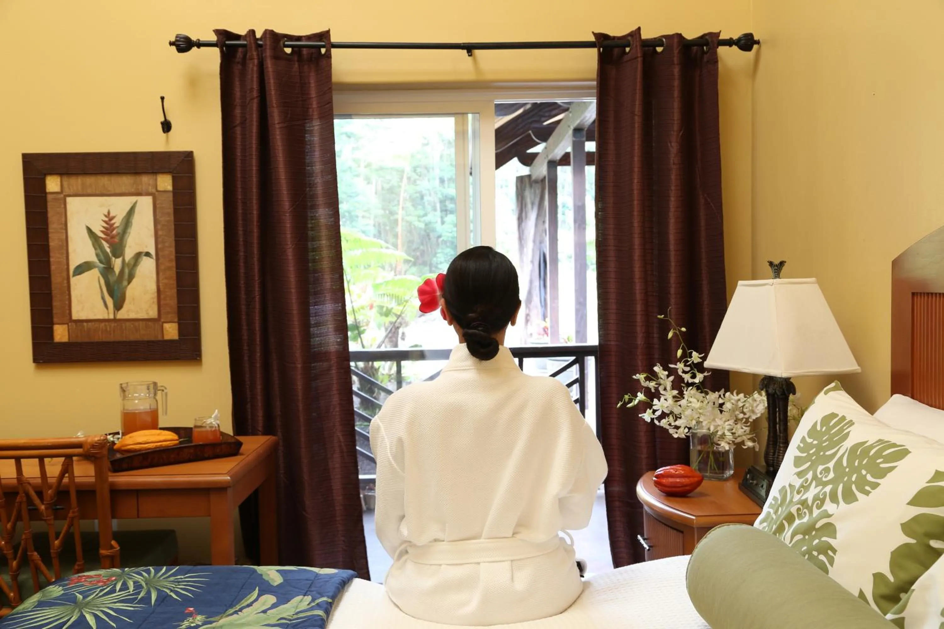 Photo of the whole room in Hawaiian Sanctuary Eco Retreat Center