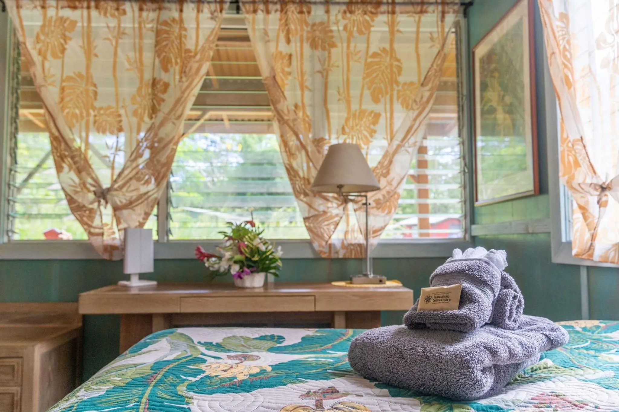Bedroom, Bed in Hawaiian Sanctuary Eco Retreat Center