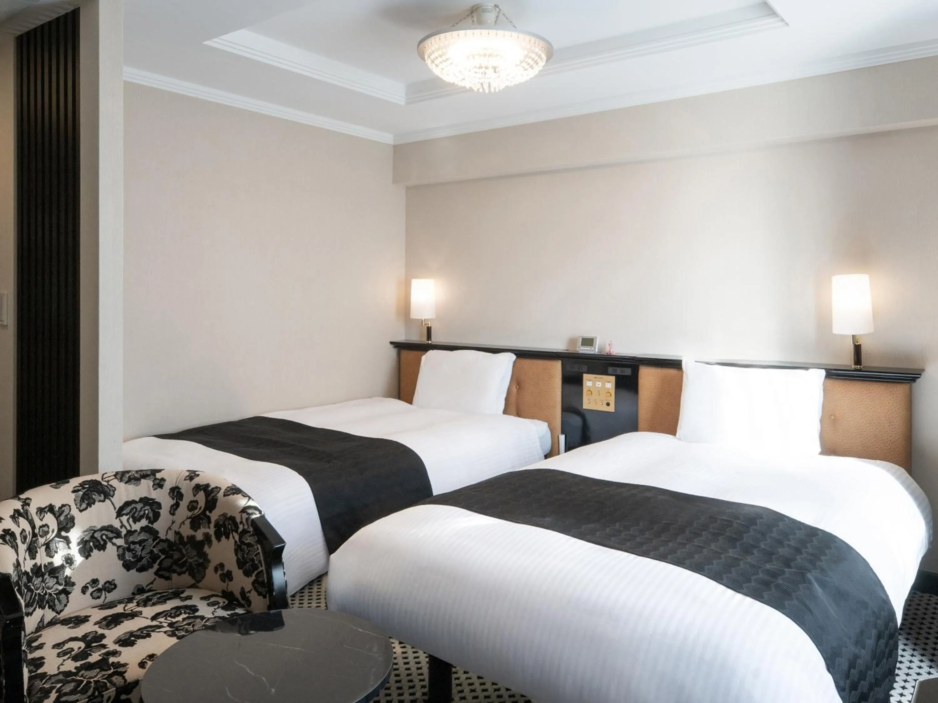 Photo of the whole room, Bed in APA Hotel Hatchobori Ekiminami