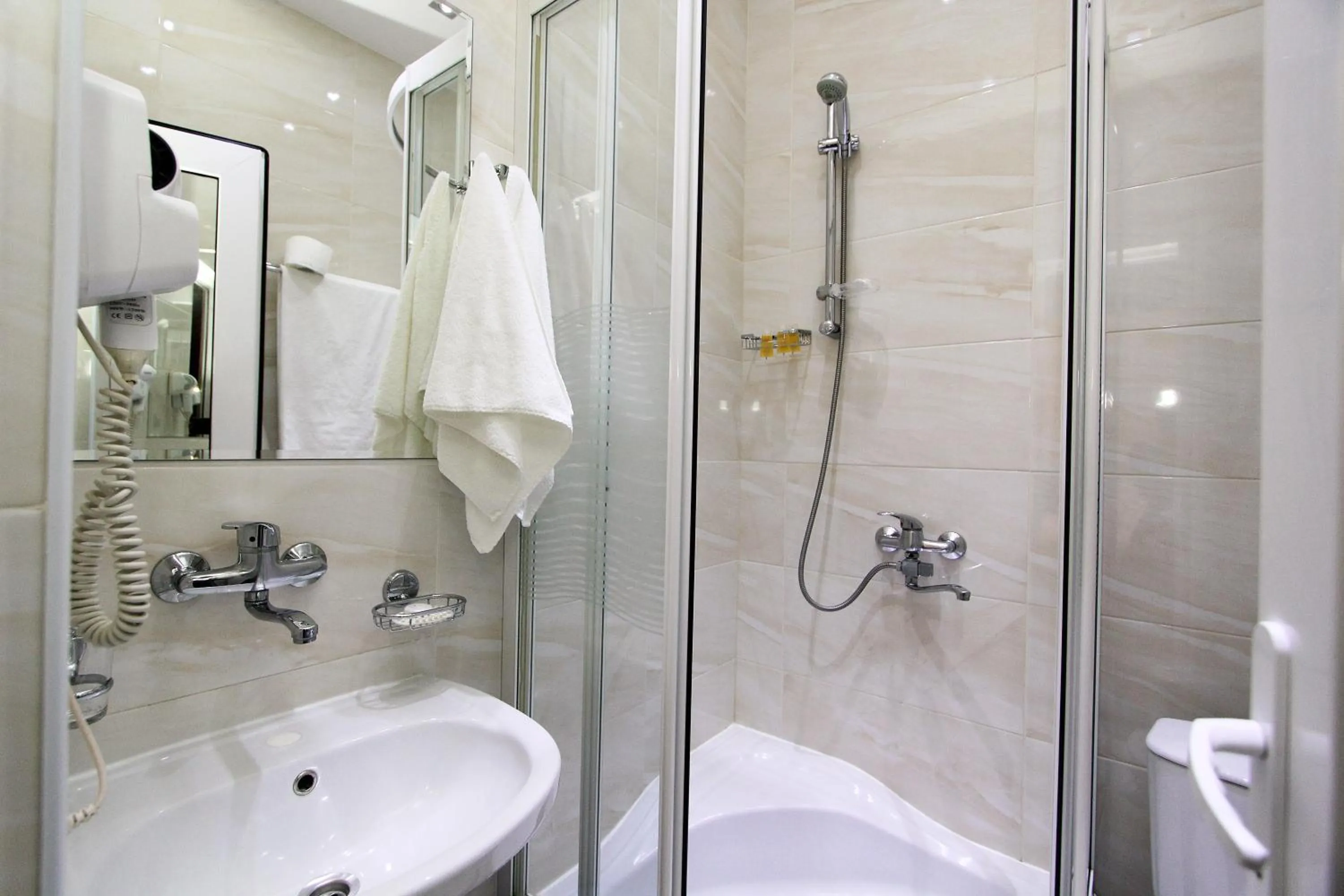 Bathroom in GTM Kapan