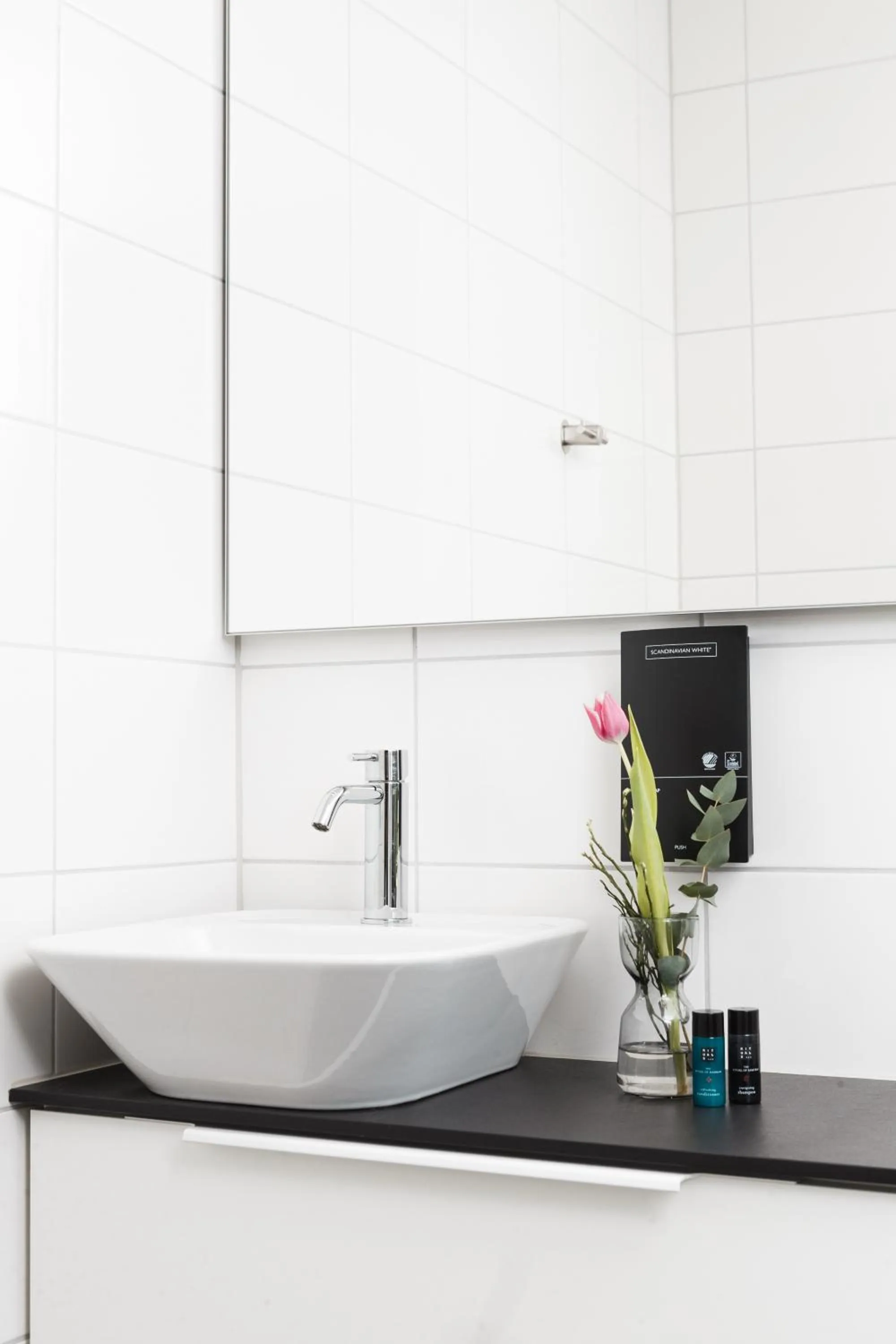 Bathroom in Hotell Lassalyckan