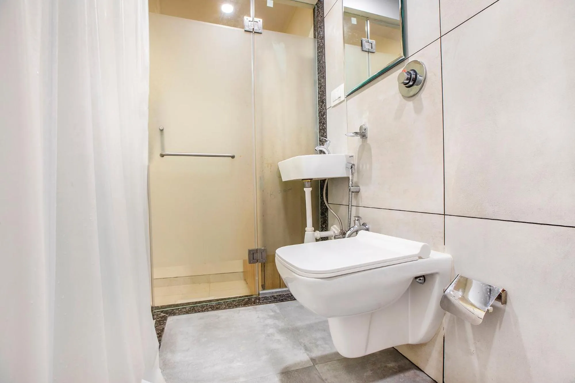 Bathroom in FabHotel Marol Metro