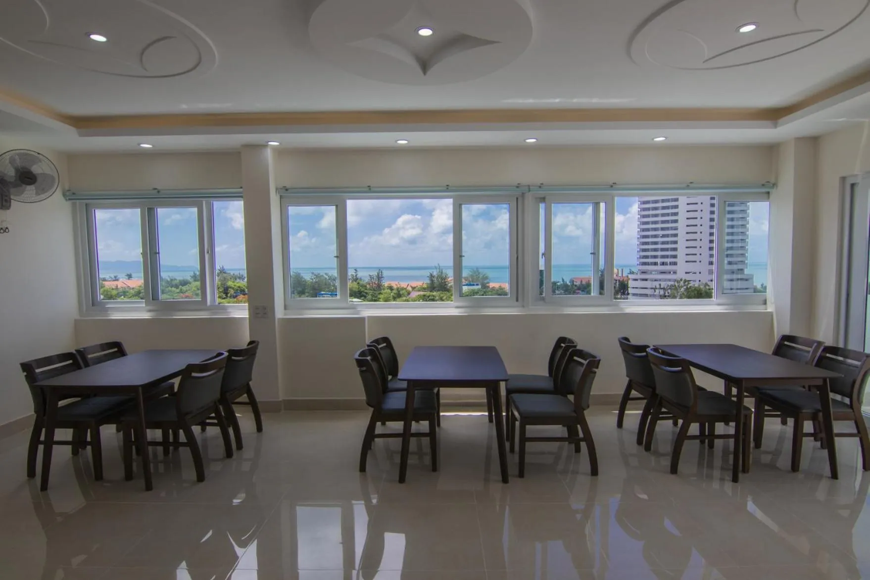 Restaurant/places to eat in Biển Ngọc Hotel