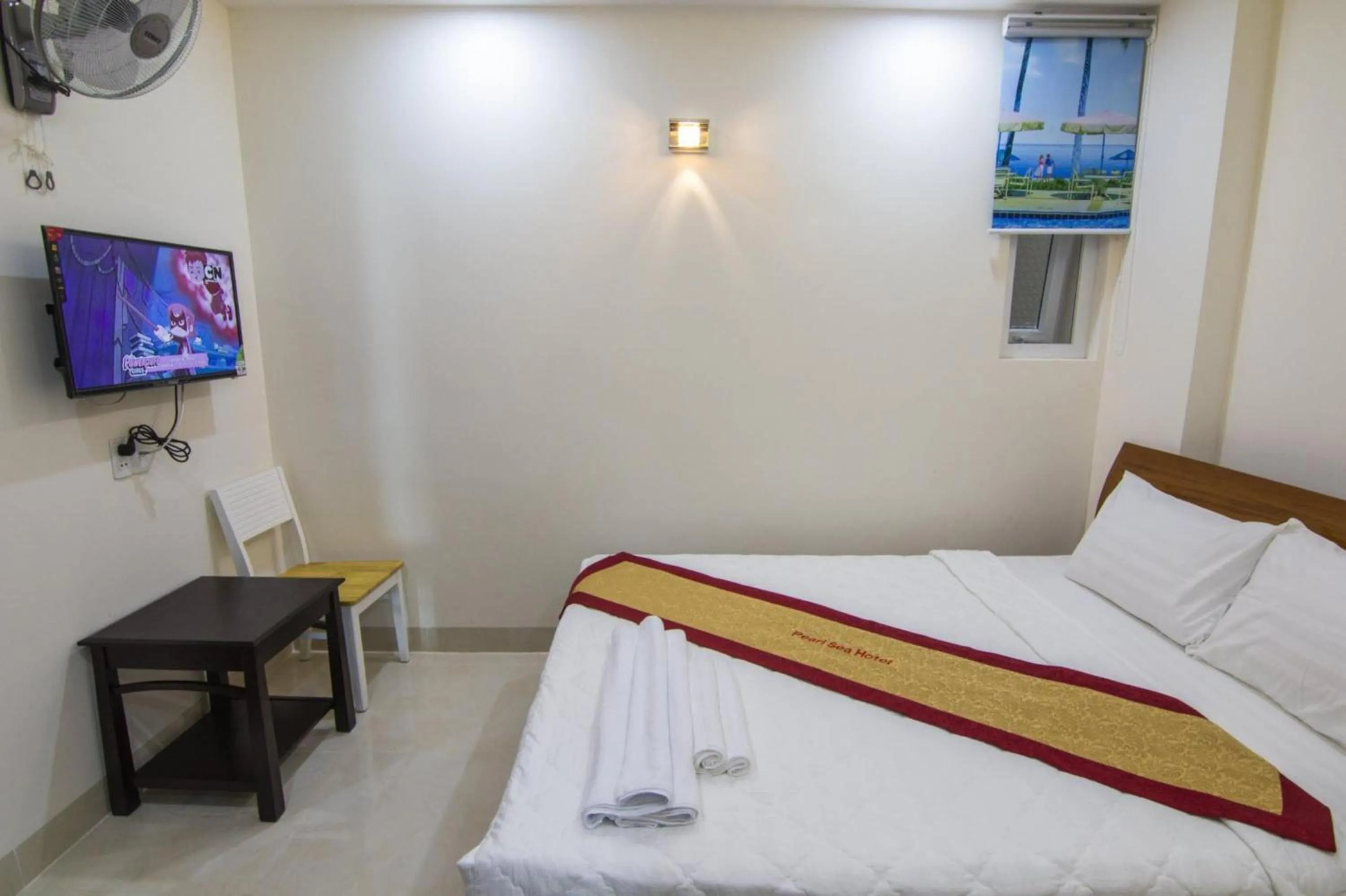 Photo of the whole room, Bed in Biển Ngọc Hotel
