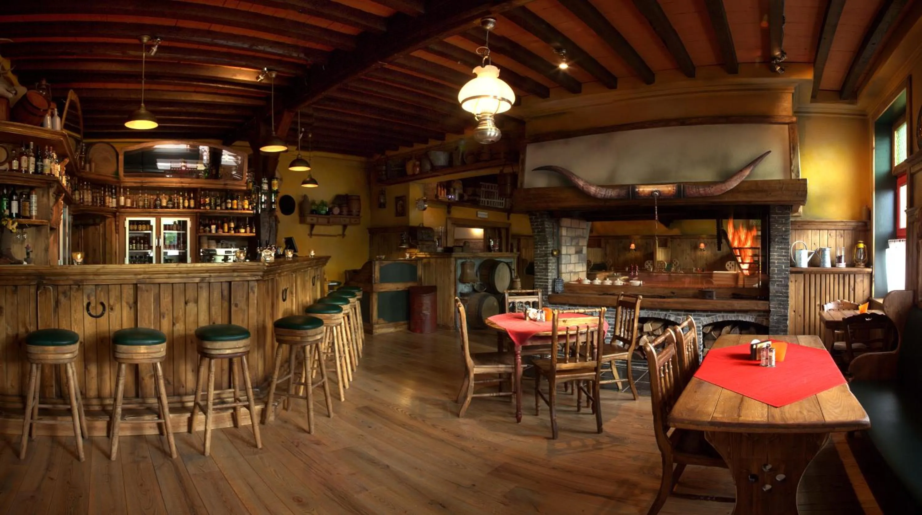 Restaurant/places to eat in Country Lodge Hotel Moriaanshoofd