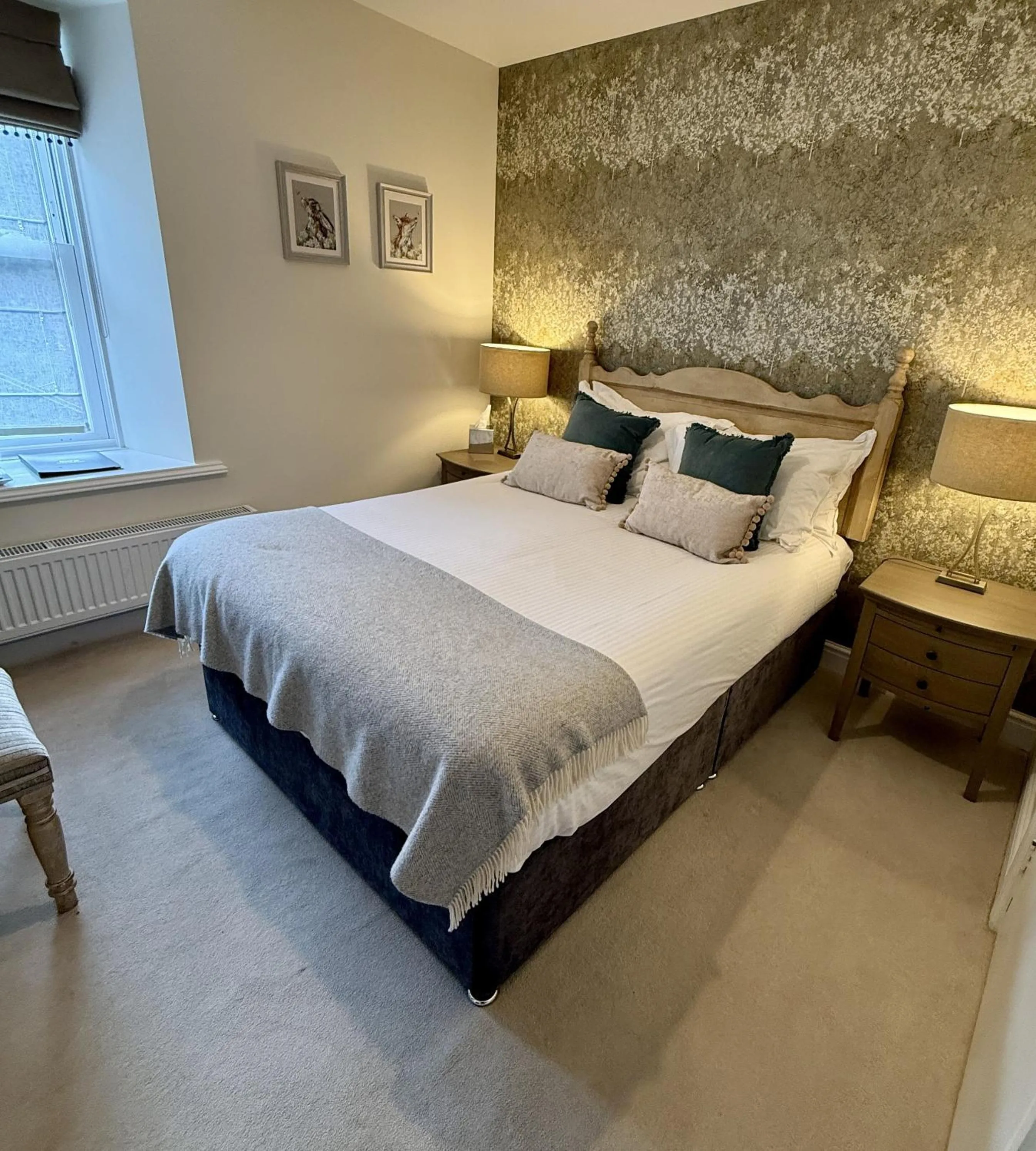 Bedroom, Bed in Ravenstone Lodge Country House Hotel