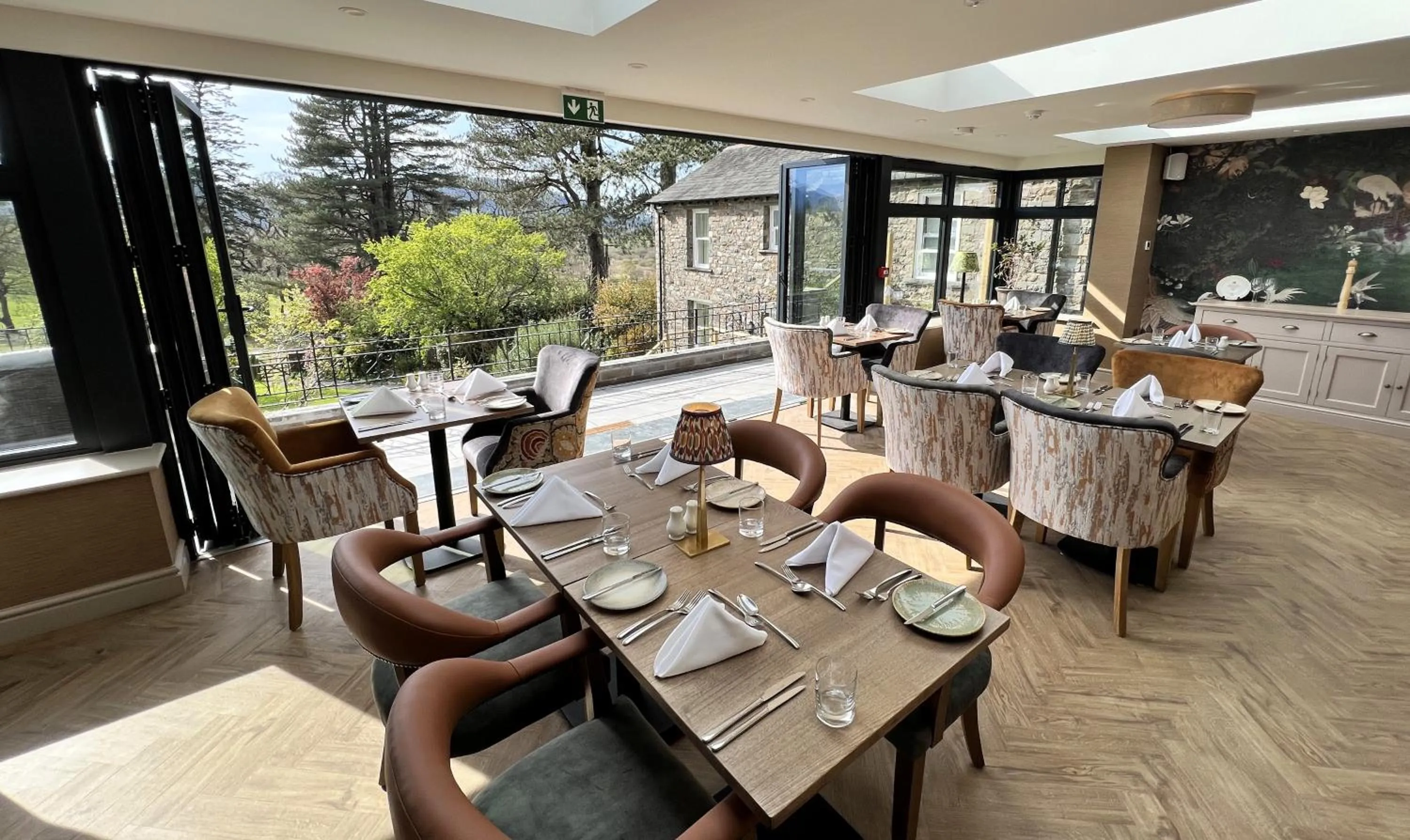 Restaurant/places to eat in Ravenstone Lodge Country House Hotel