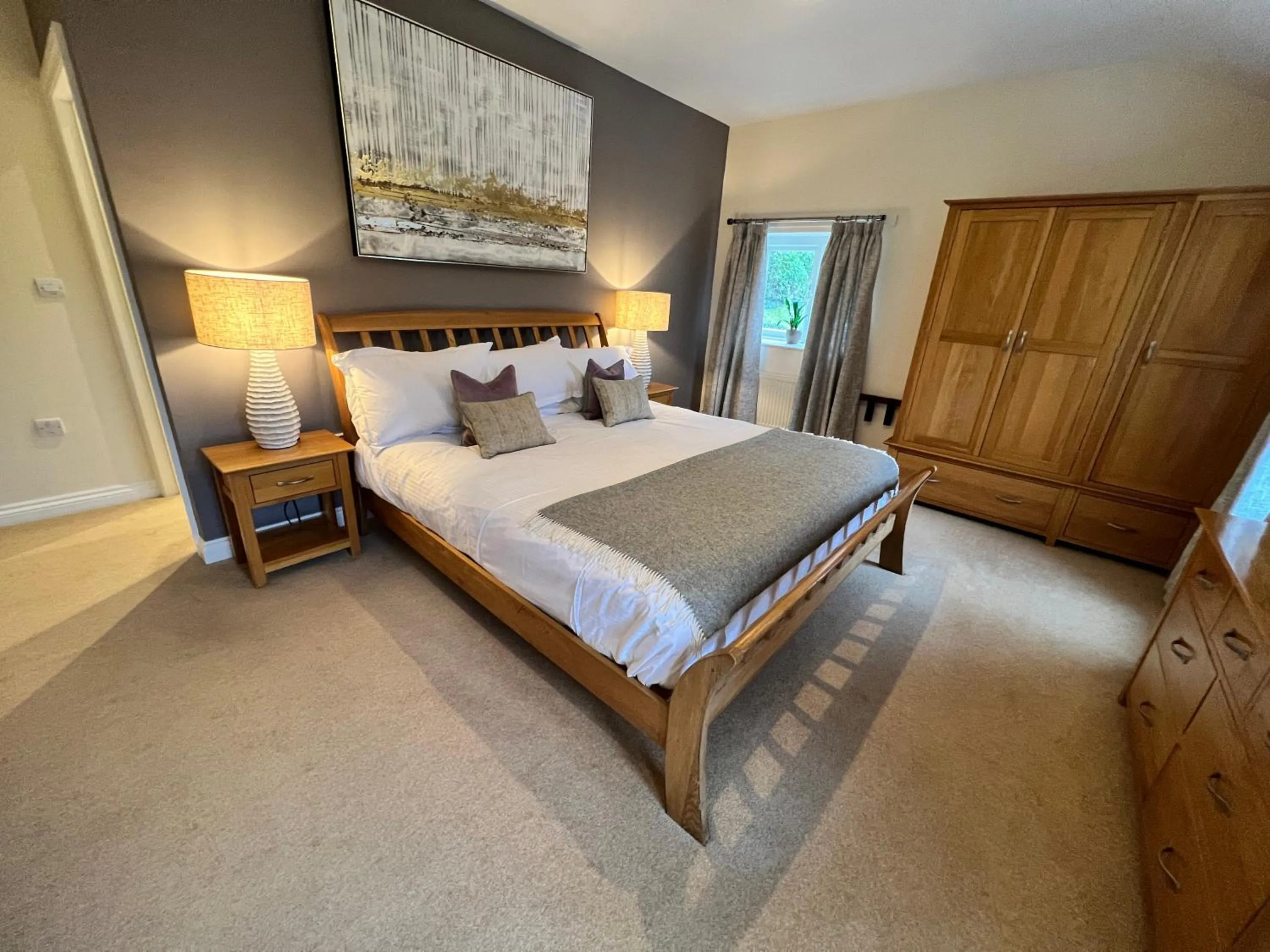 Bedroom, Bed in Ravenstone Lodge Country House Hotel