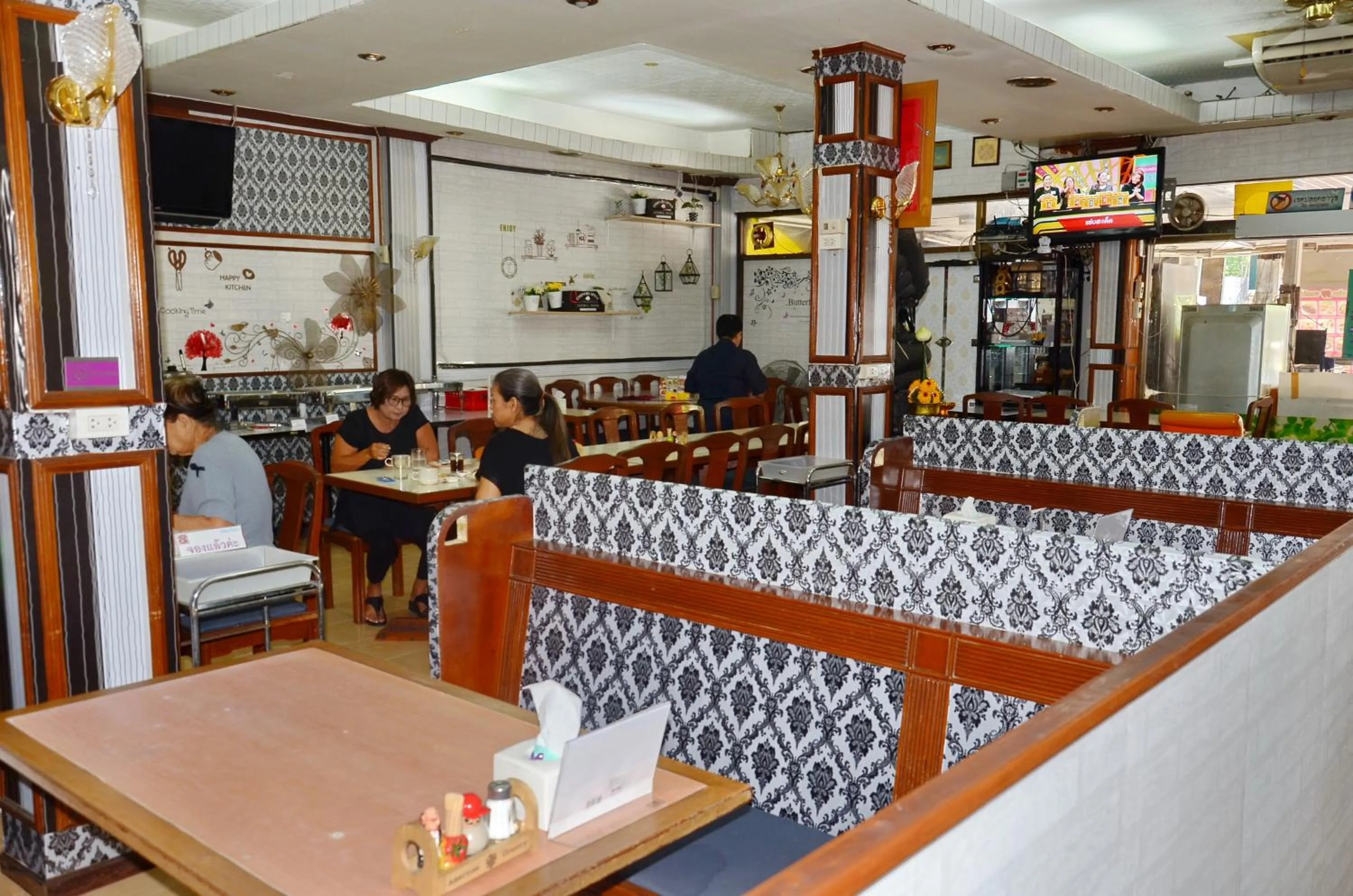 Food and drinks in At Bangkok Hotel