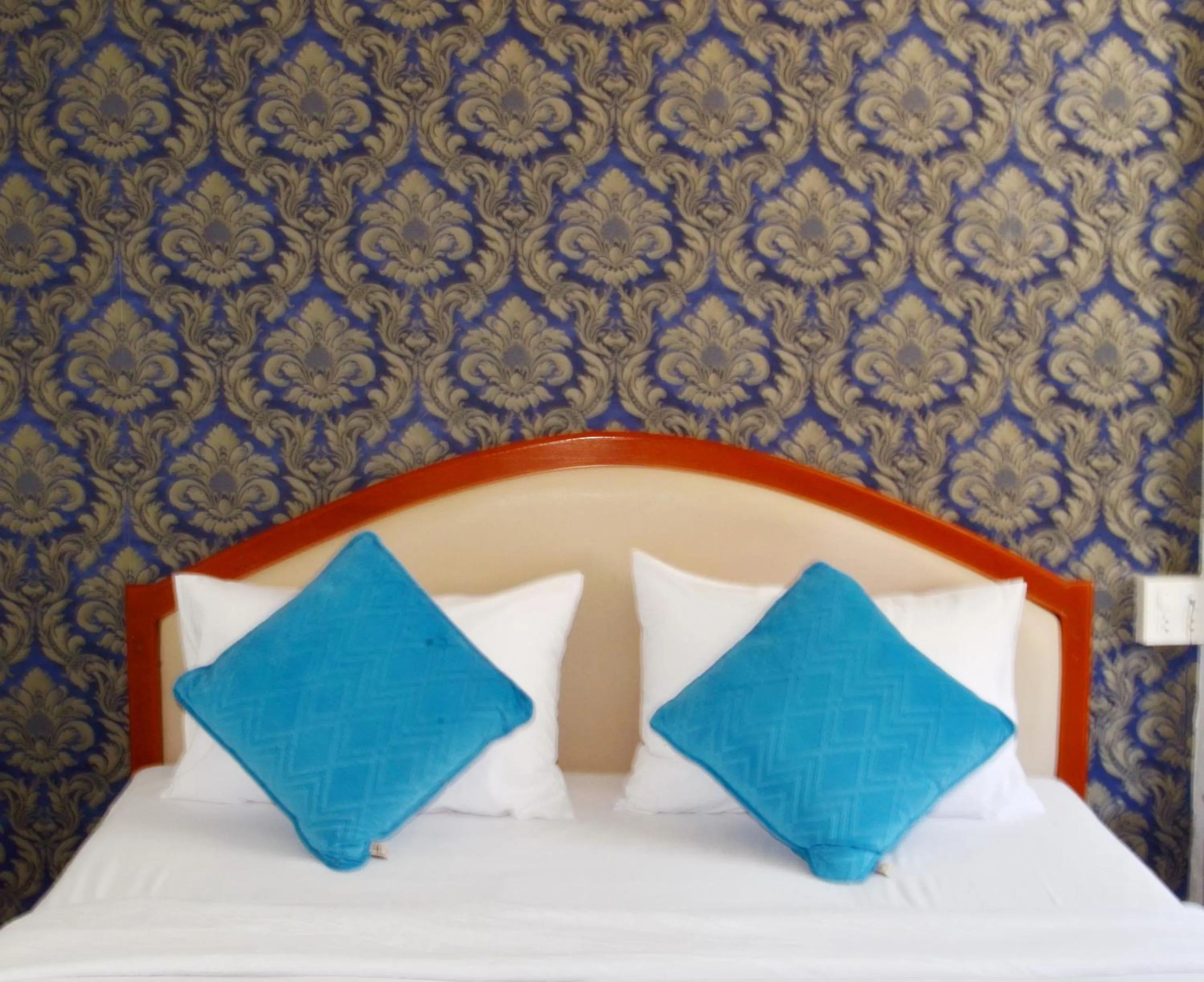 Photo of the whole room in At Bangkok Hotel