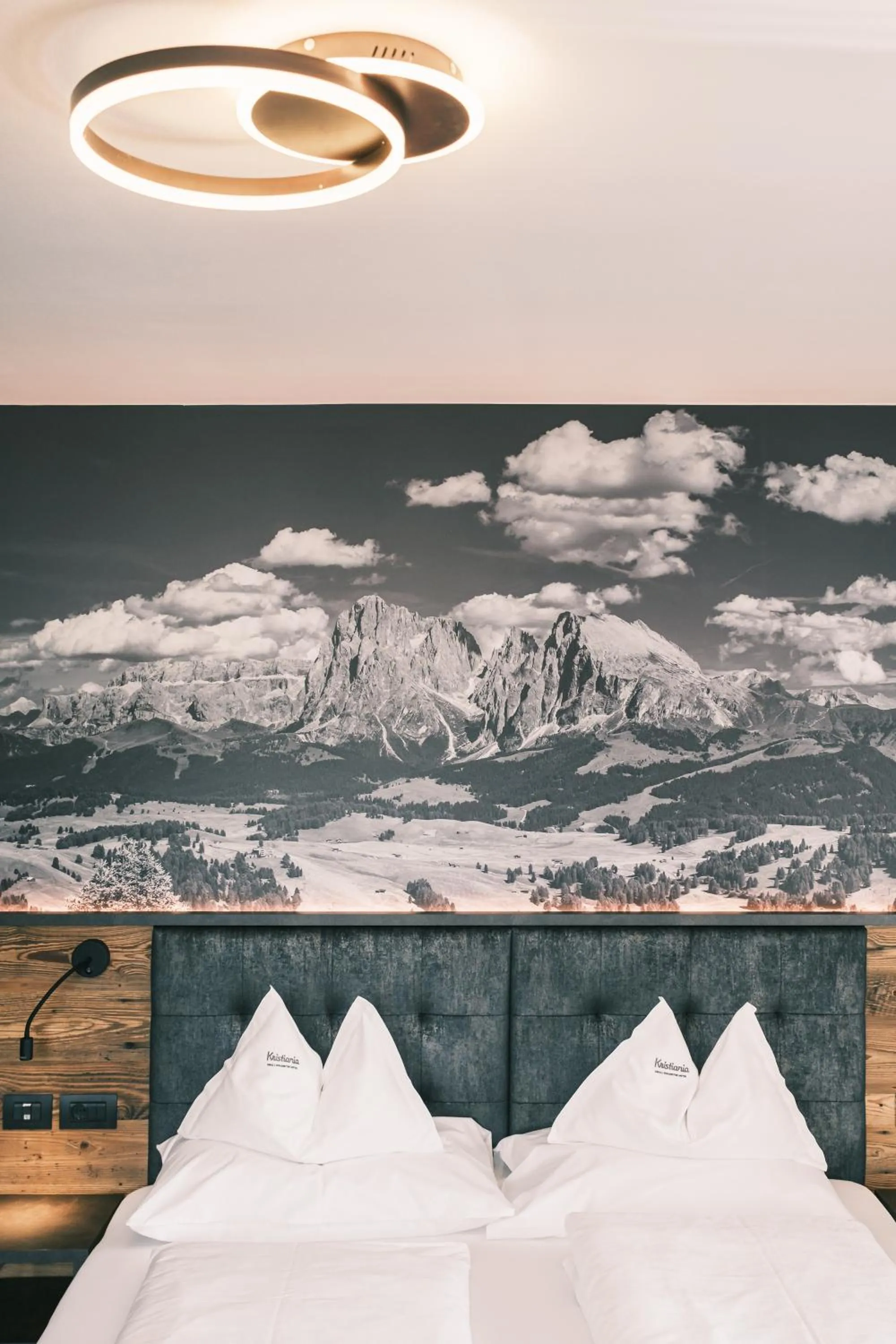 Bed in Kristiania Small Dolomites Hotel