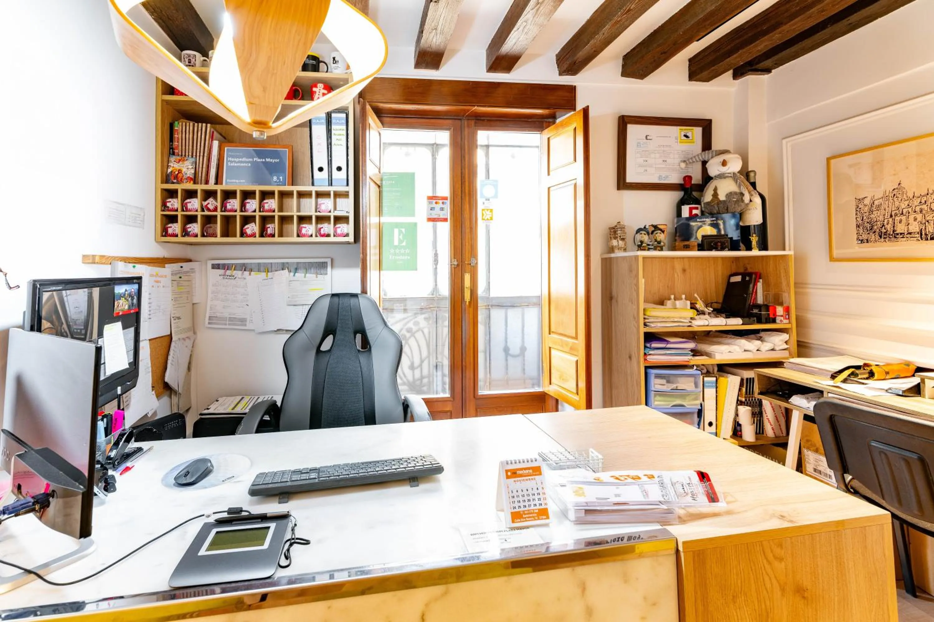Lobby or reception in Hospedium Plaza Mayor Salamanca