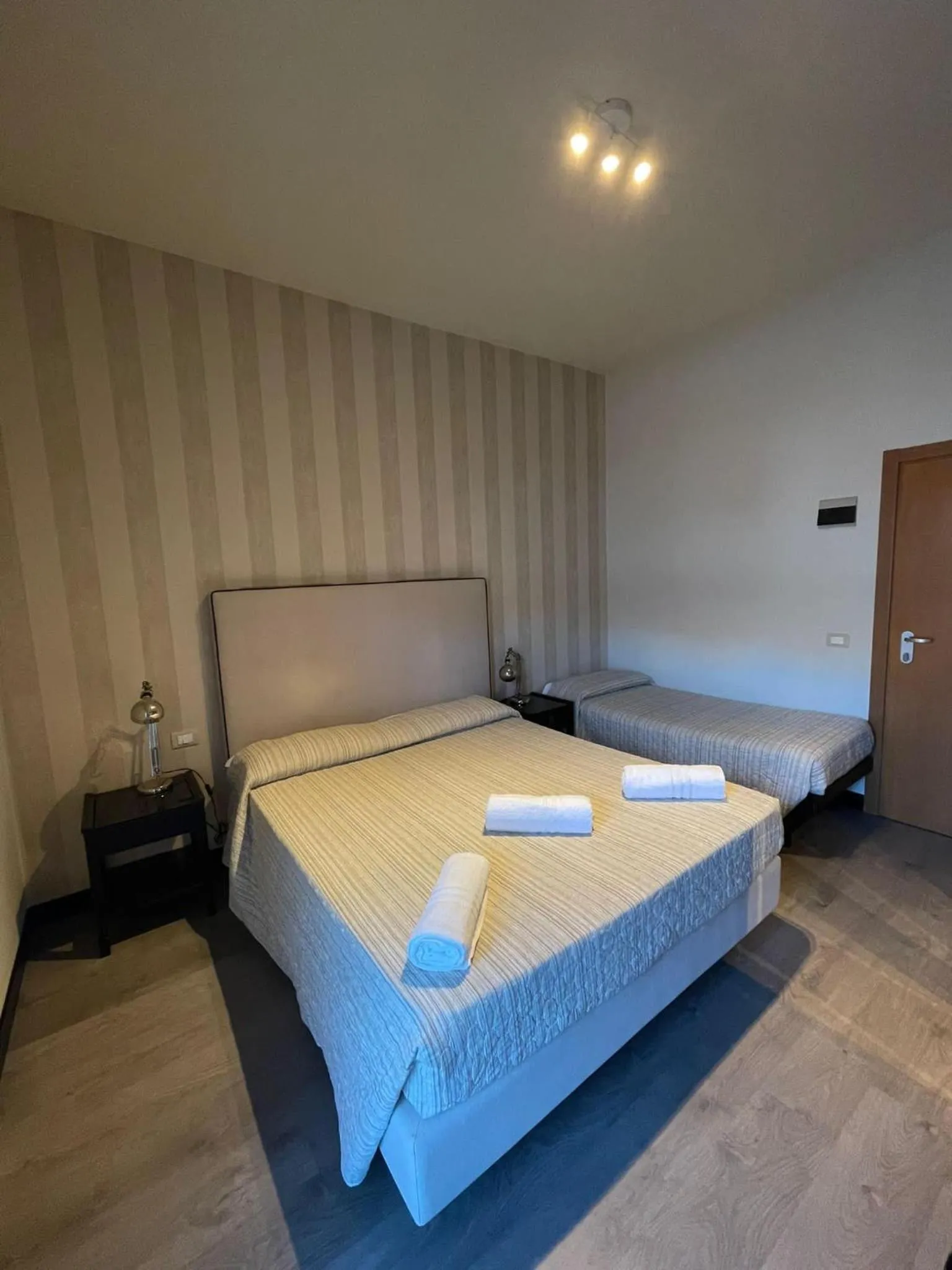 Photo of the whole room, Bed in Hotel Vera