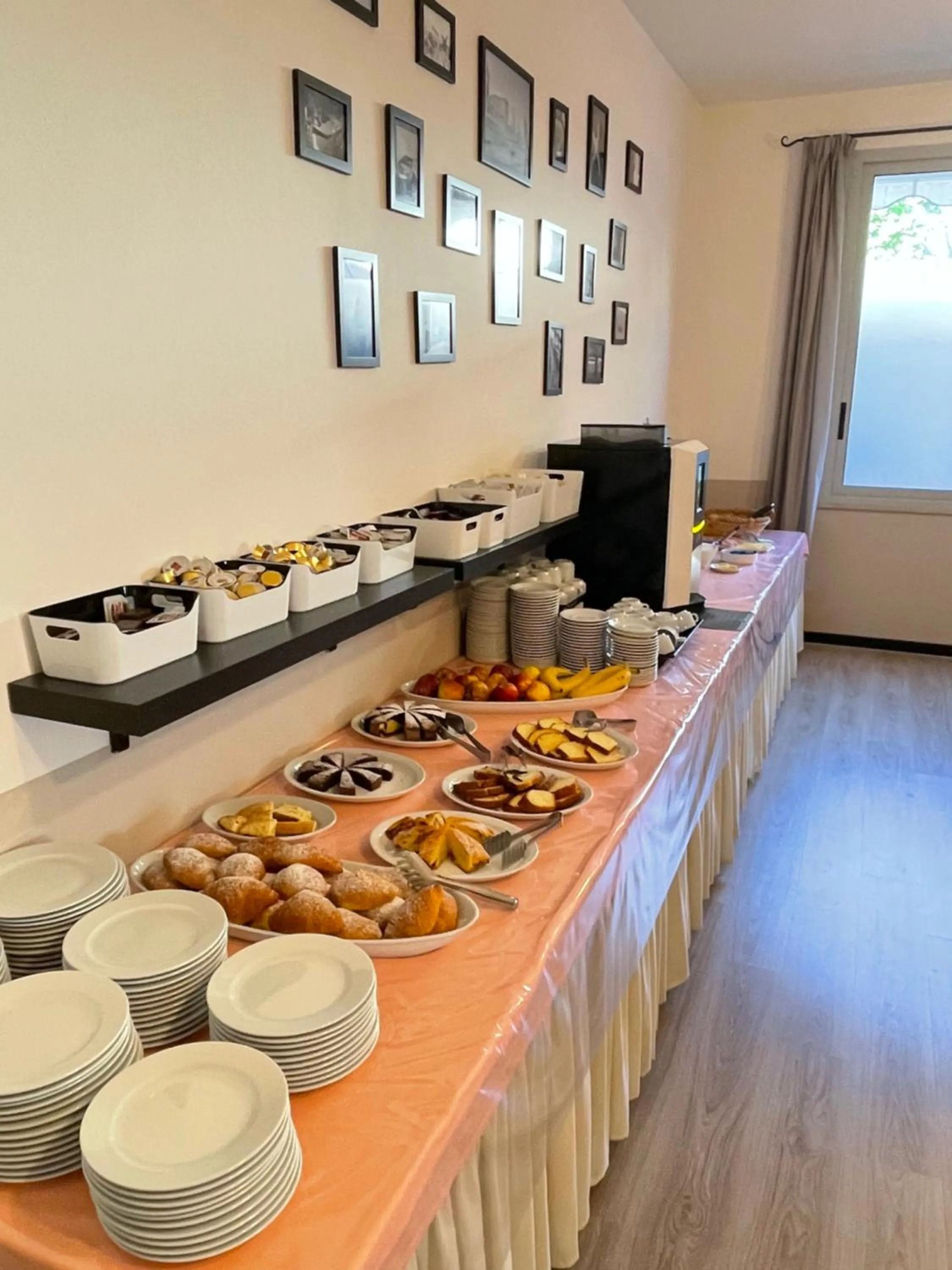 Breakfast in Hotel Vera