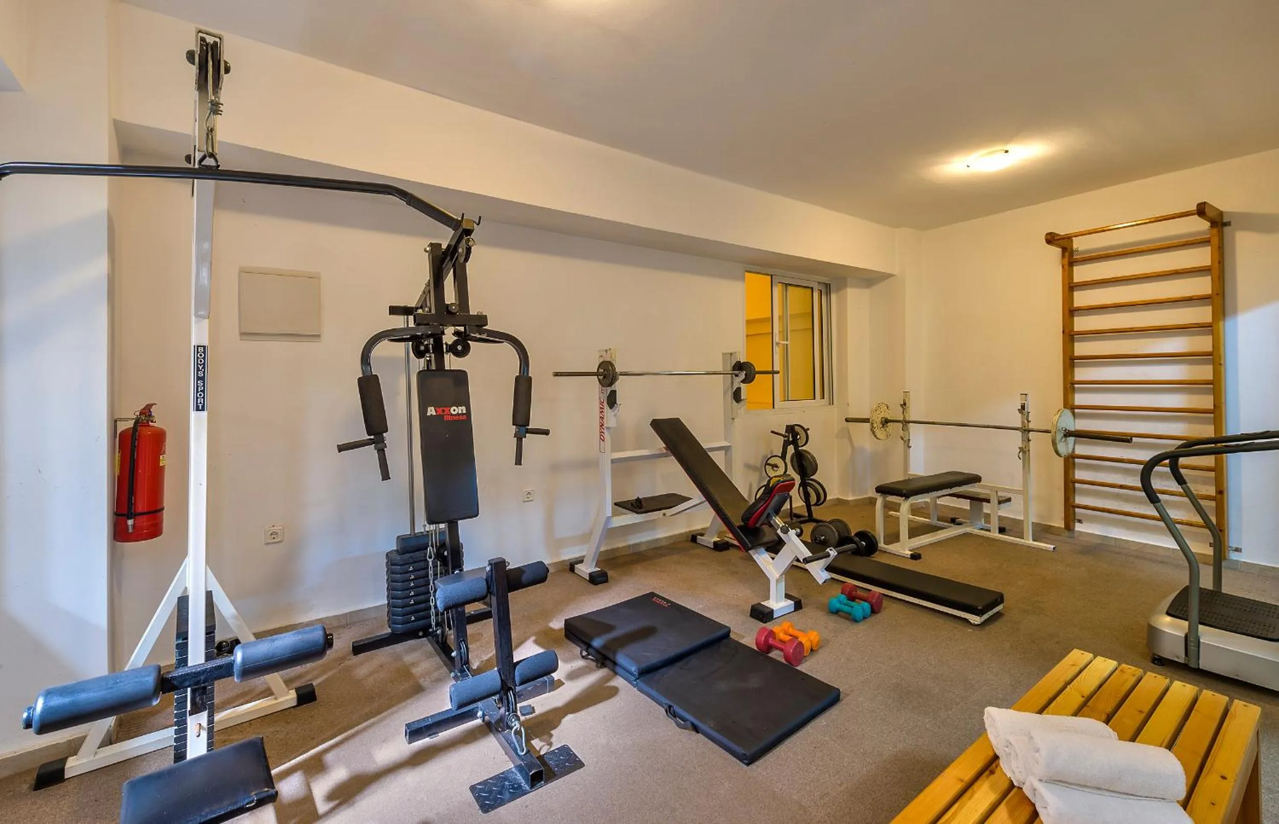 Fitness centre/facilities in Veronica Hotel