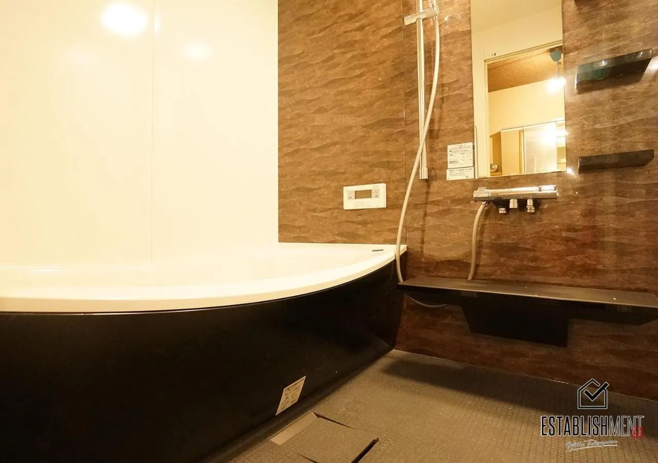 Shower in BEYOND HOTEL Takayama 1st