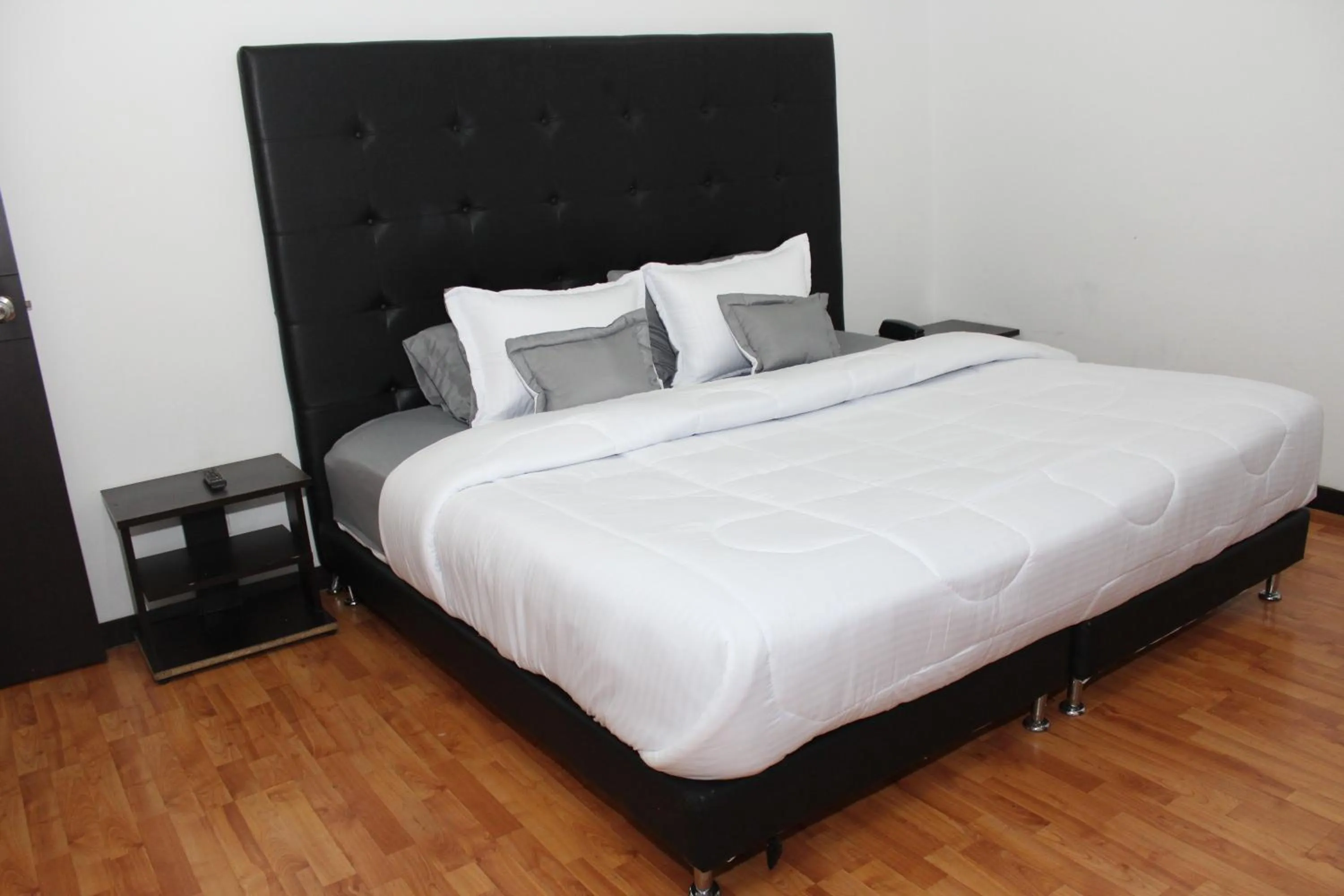 Bed in Hotel Dorado Plaza Bogota