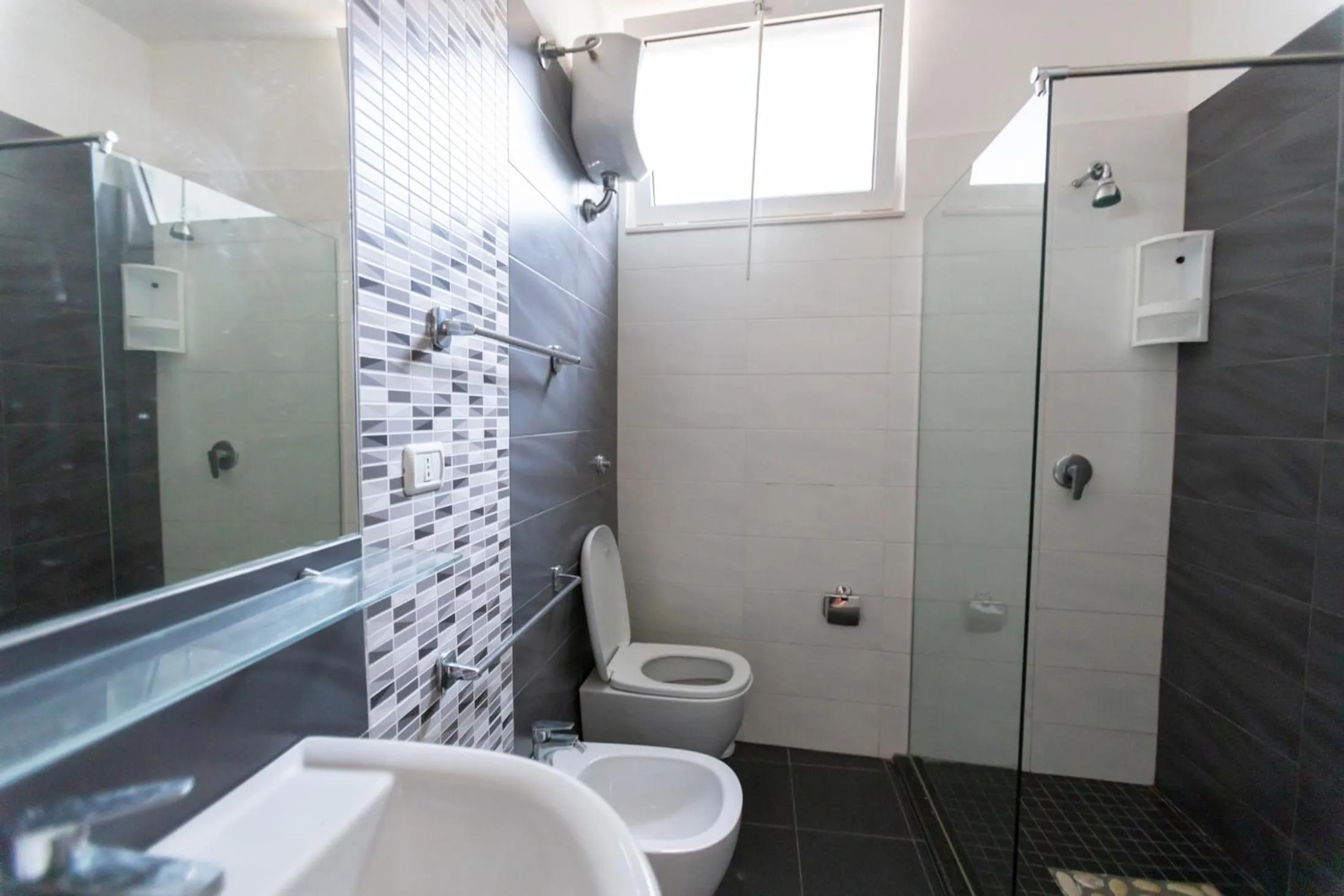 RESIDENCE EMARINE con SERVIZIO SPIAGGIA INCLUSO