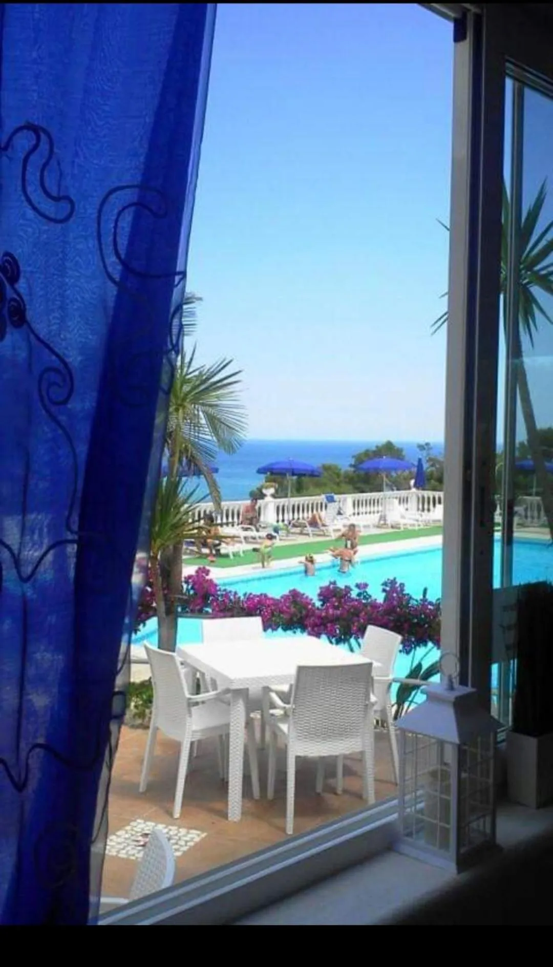 RESIDENCE EMARINE con SERVIZIO SPIAGGIA INCLUSO