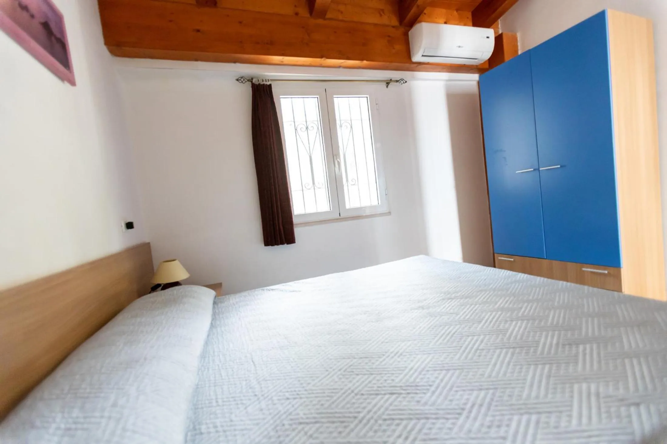 Bed in RESIDENCE EMARINE con SERVIZIO SPIAGGIA INCLUSO