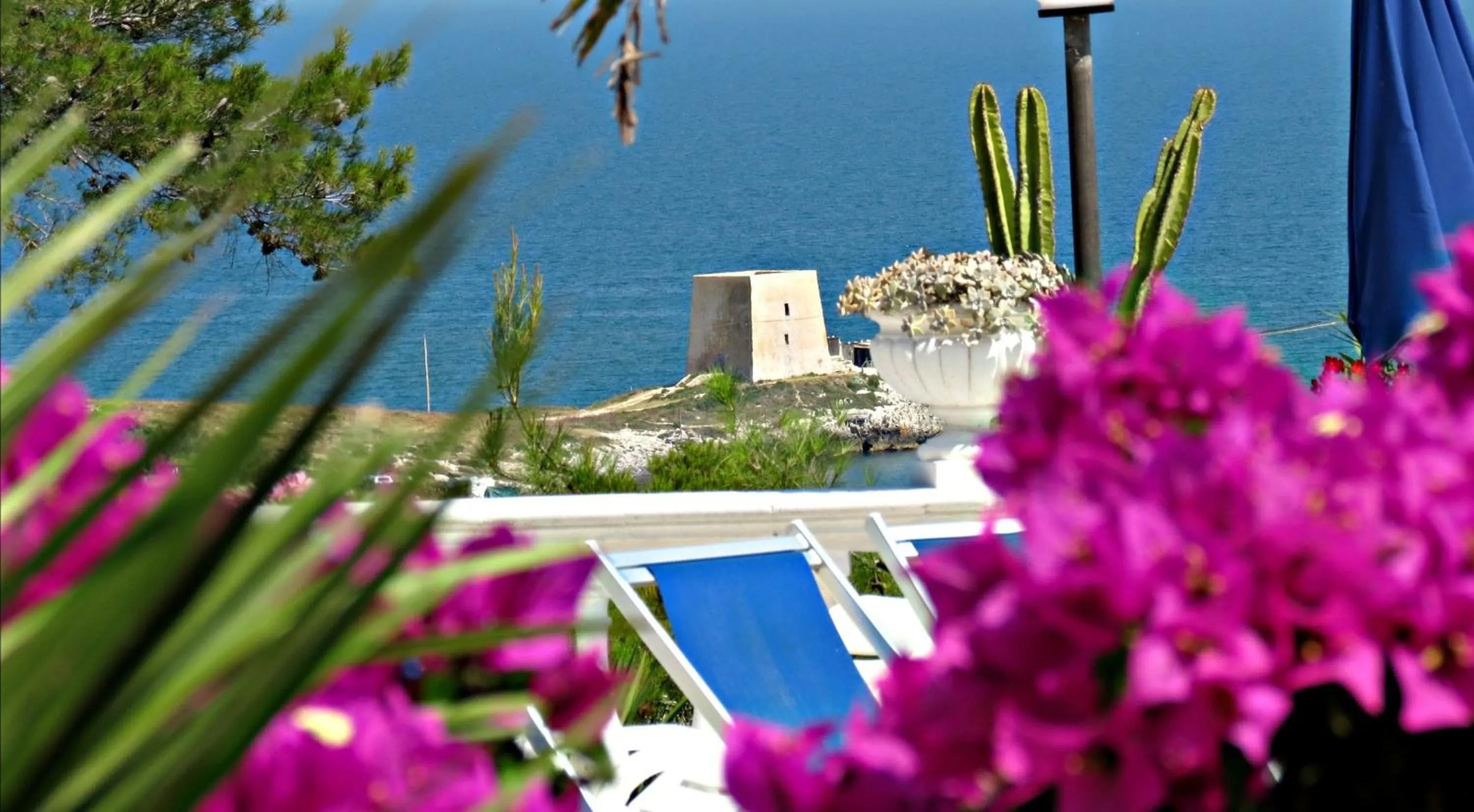 Day in RESIDENCE EMARINE con SERVIZIO SPIAGGIA INCLUSO