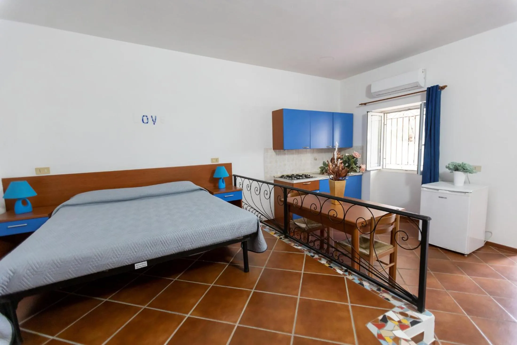 Bed in RESIDENCE EMARINE con SERVIZIO SPIAGGIA INCLUSO