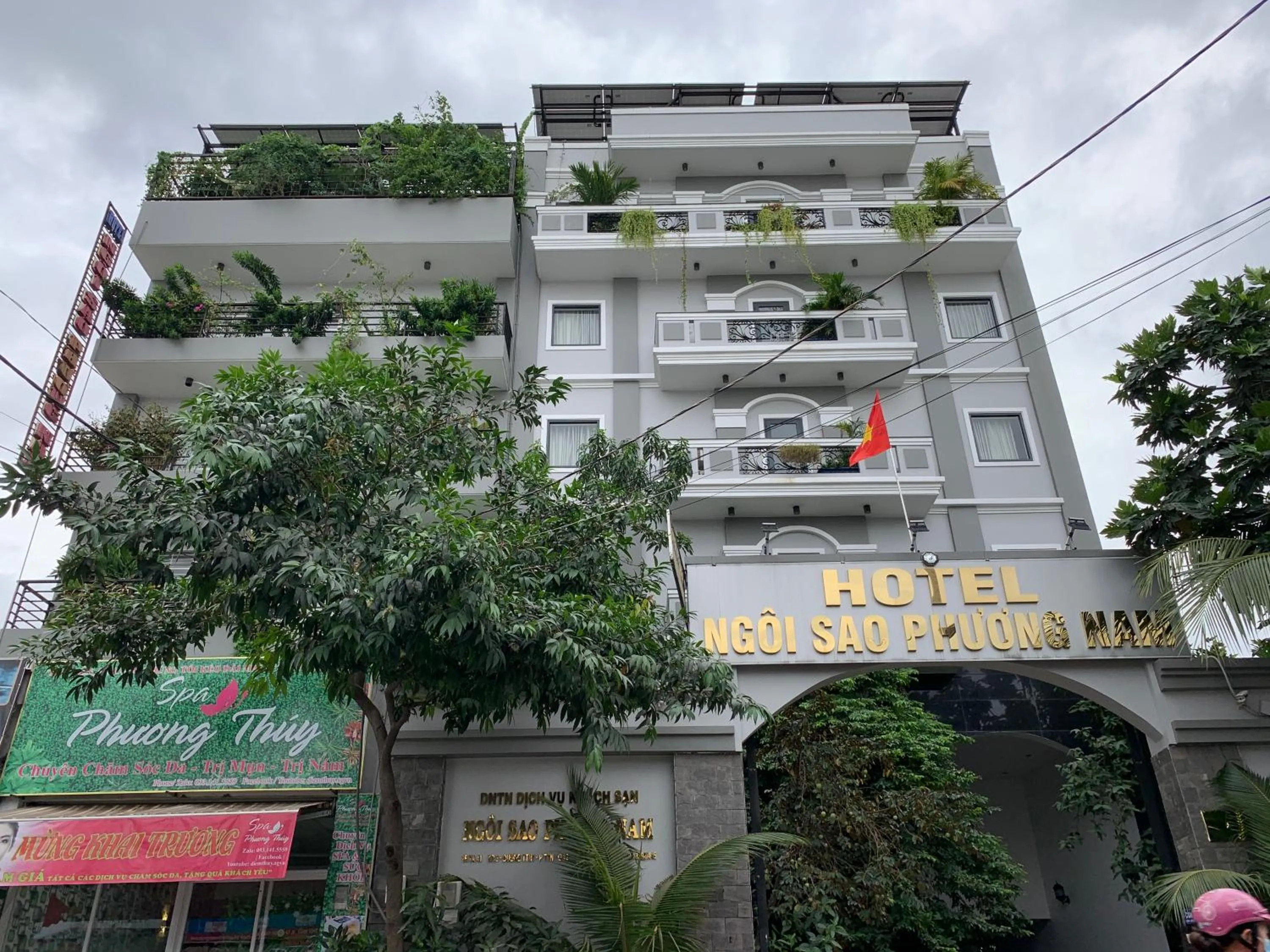 Property building in Ngoi Sao Phuong Nam Hotel