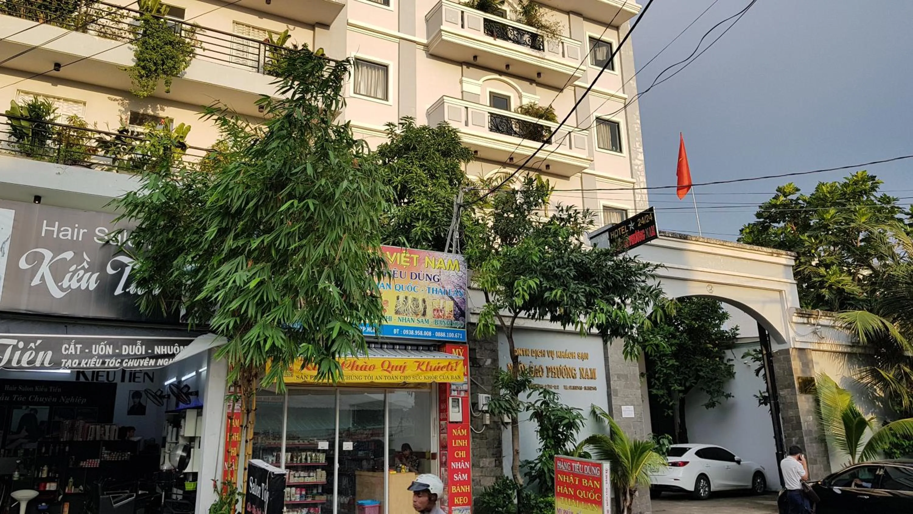 Property building in Ngoi Sao Phuong Nam Hotel