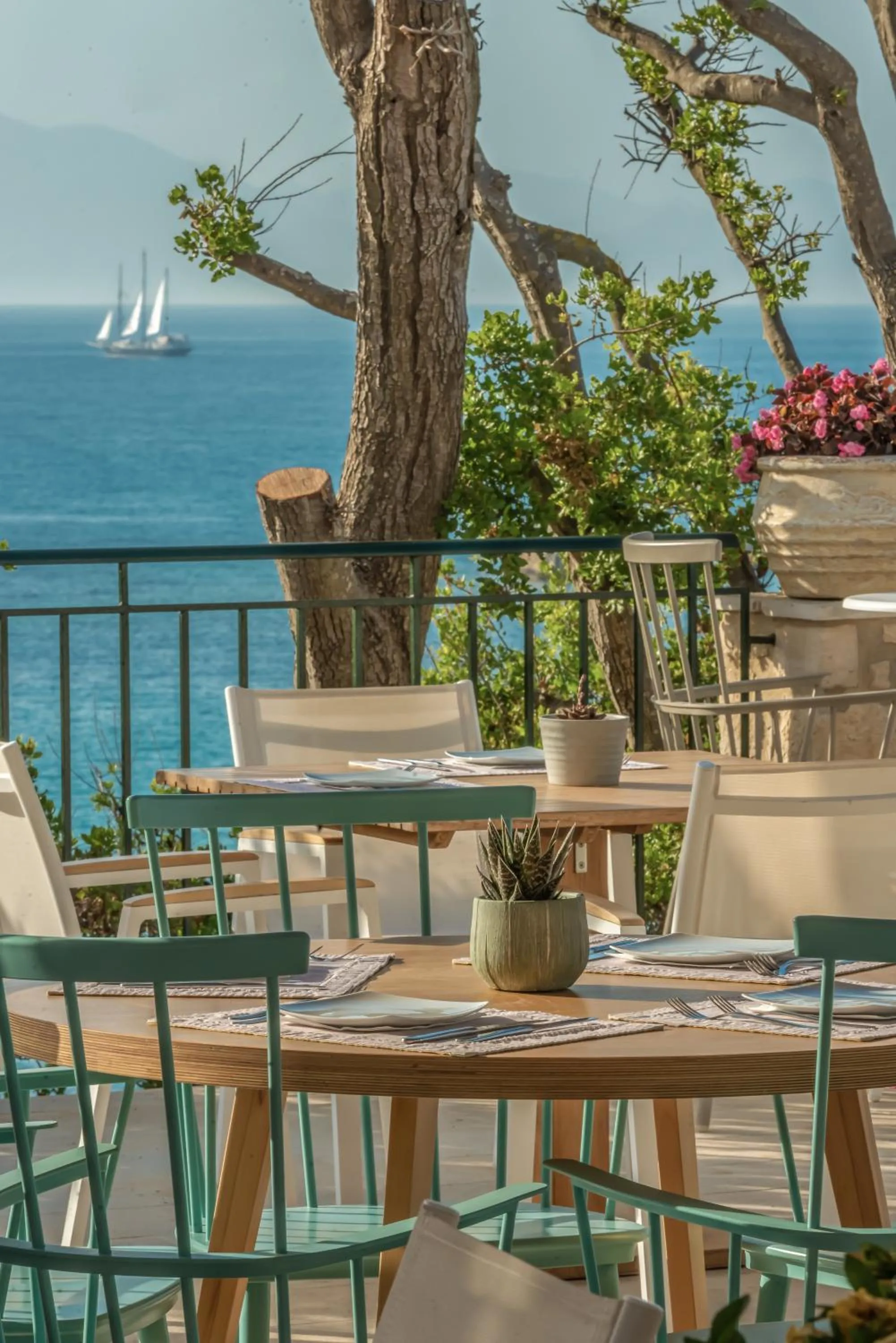 Restaurant/places to eat in Erietta Aparthotel