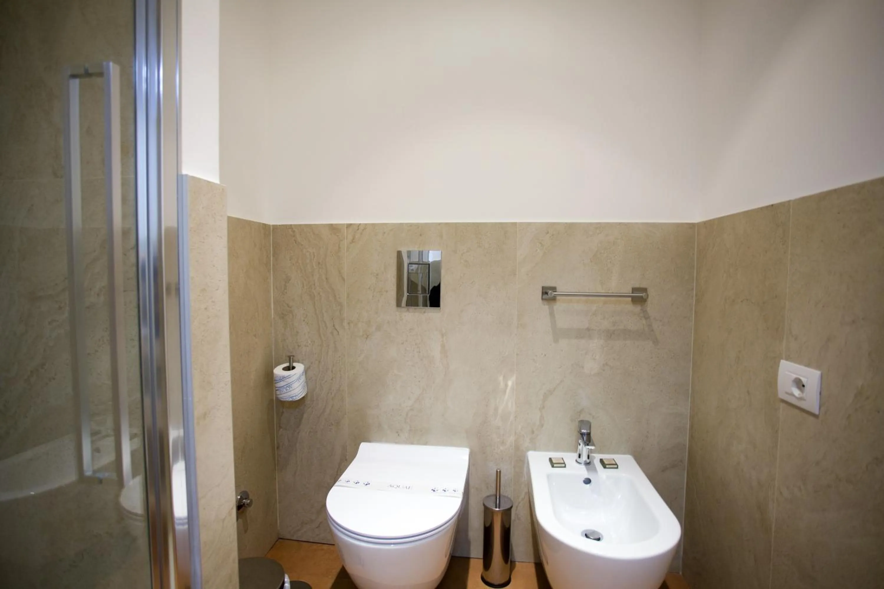 Shower in Ripetta 25 Prestige Rooms