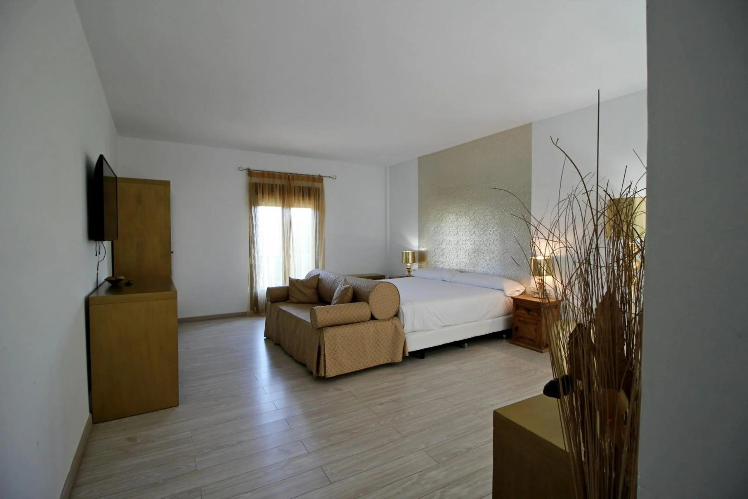 Photo of the whole room, Bed in Villa Xarahiz