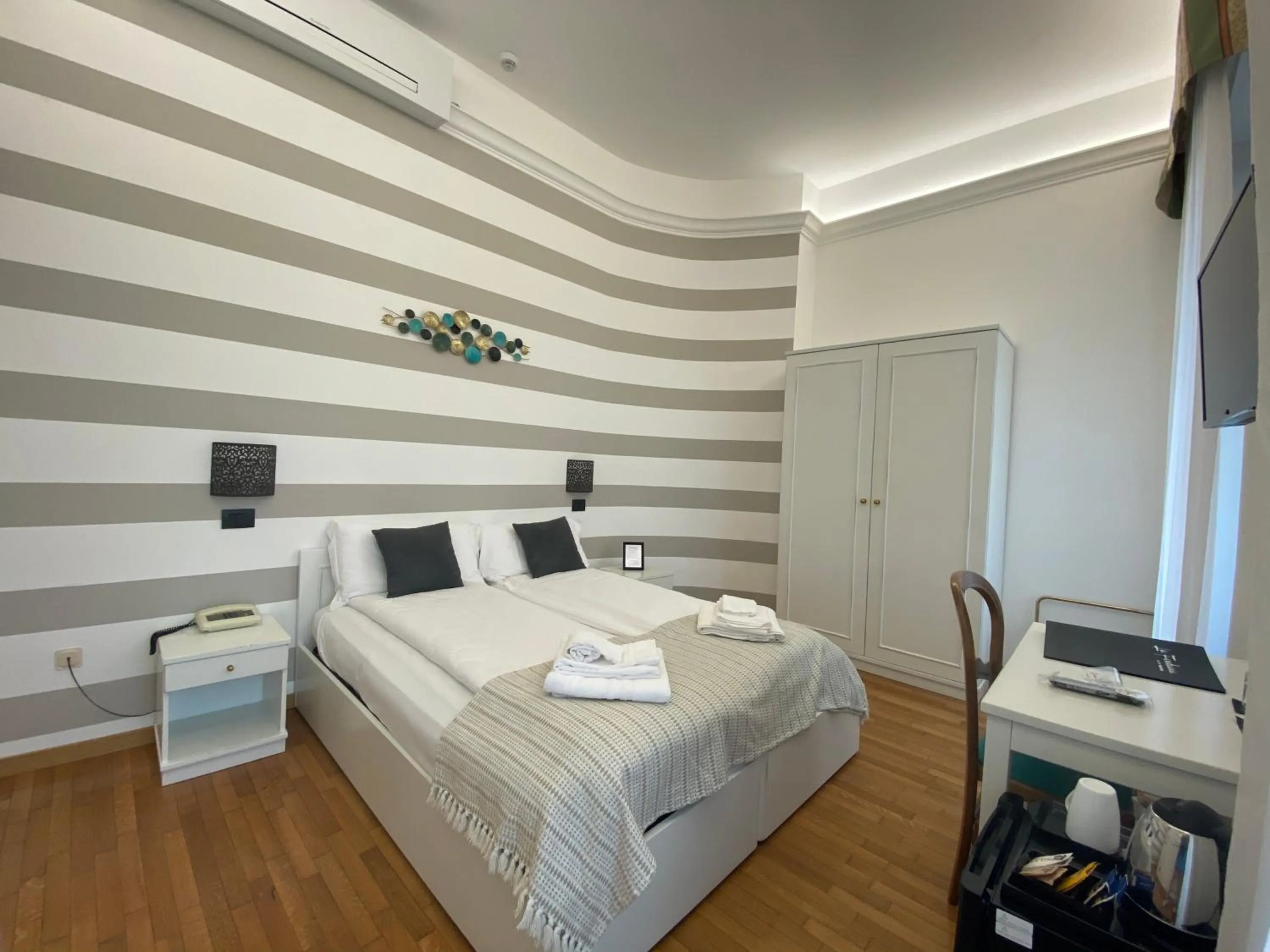 Bedroom, Bed in Hotel La Fontana