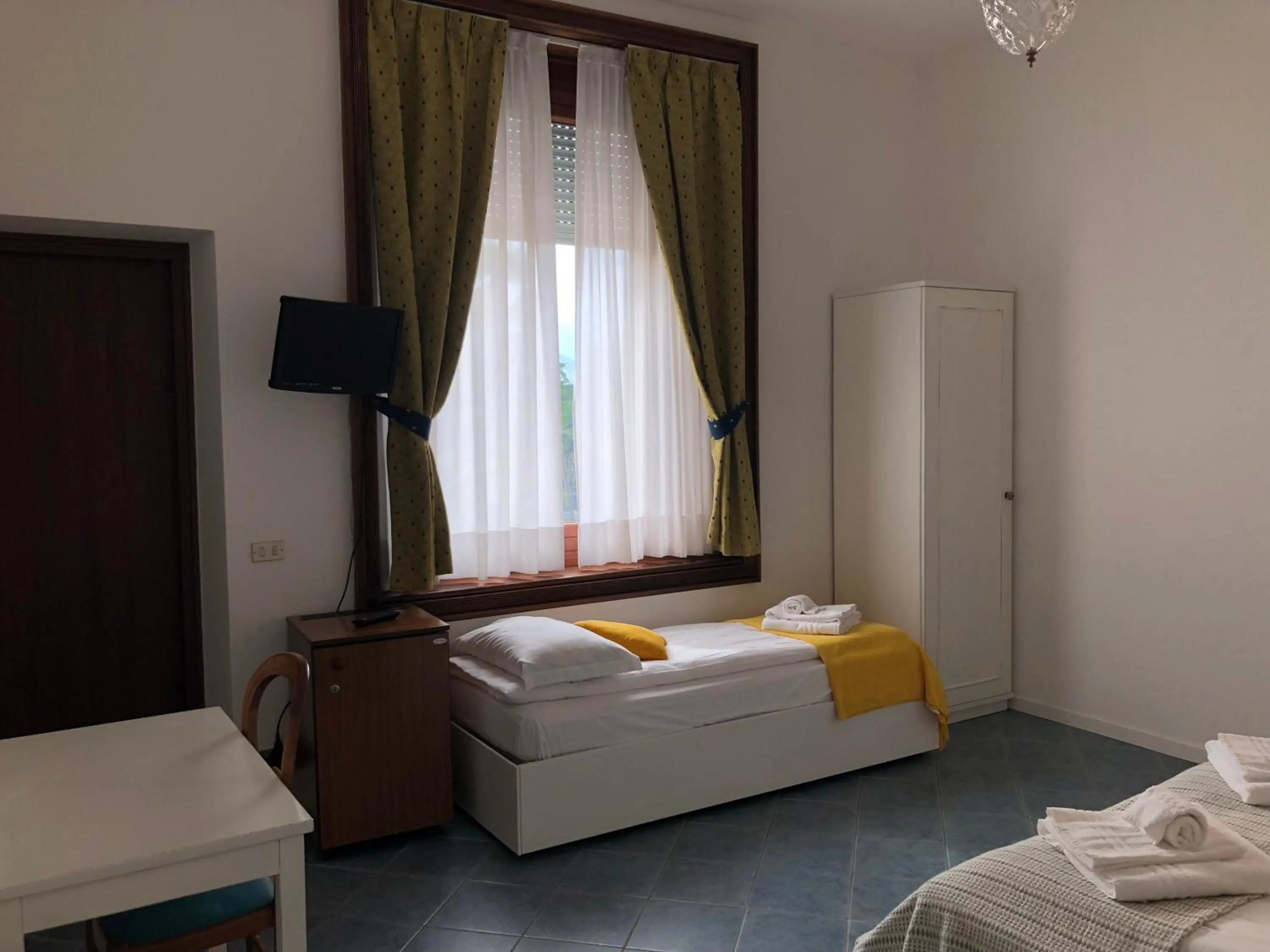 Family, Bed in Hotel La Fontana