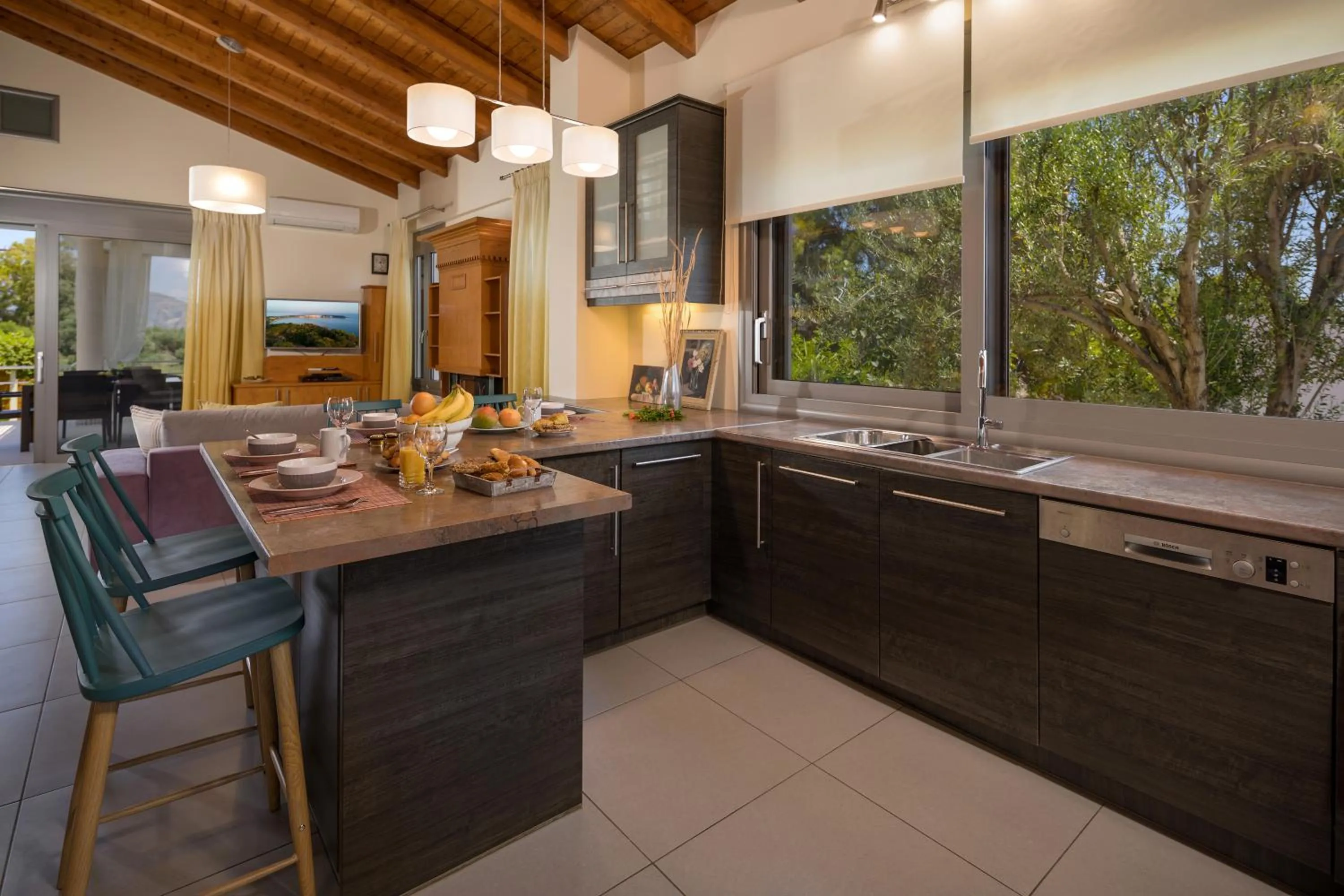 Dining area in Villa Annaset