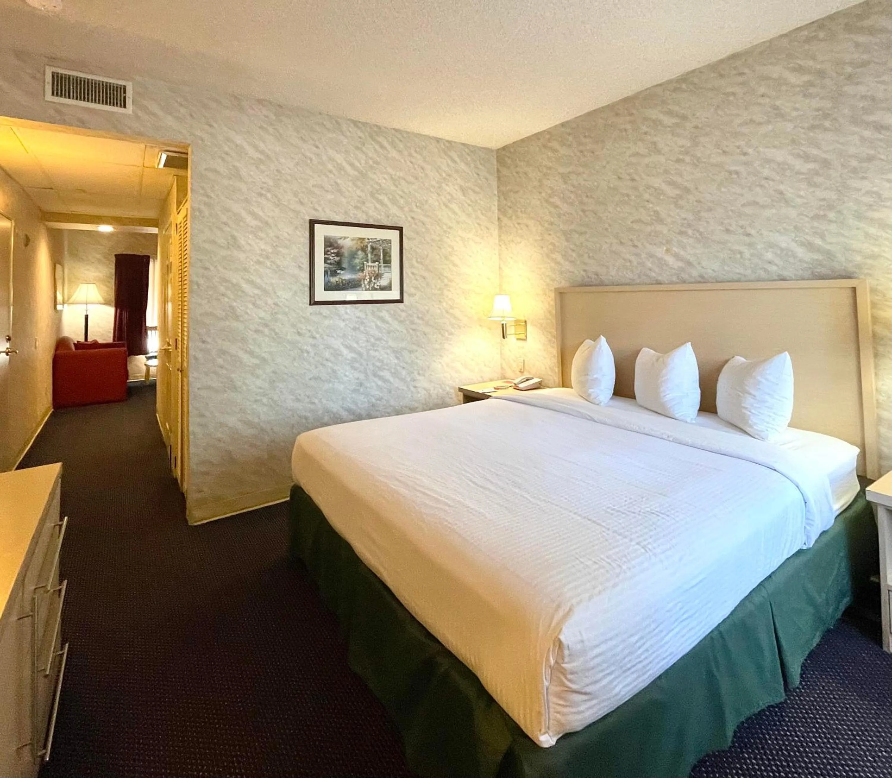 Bedroom, Bed in Park Suites Hotel